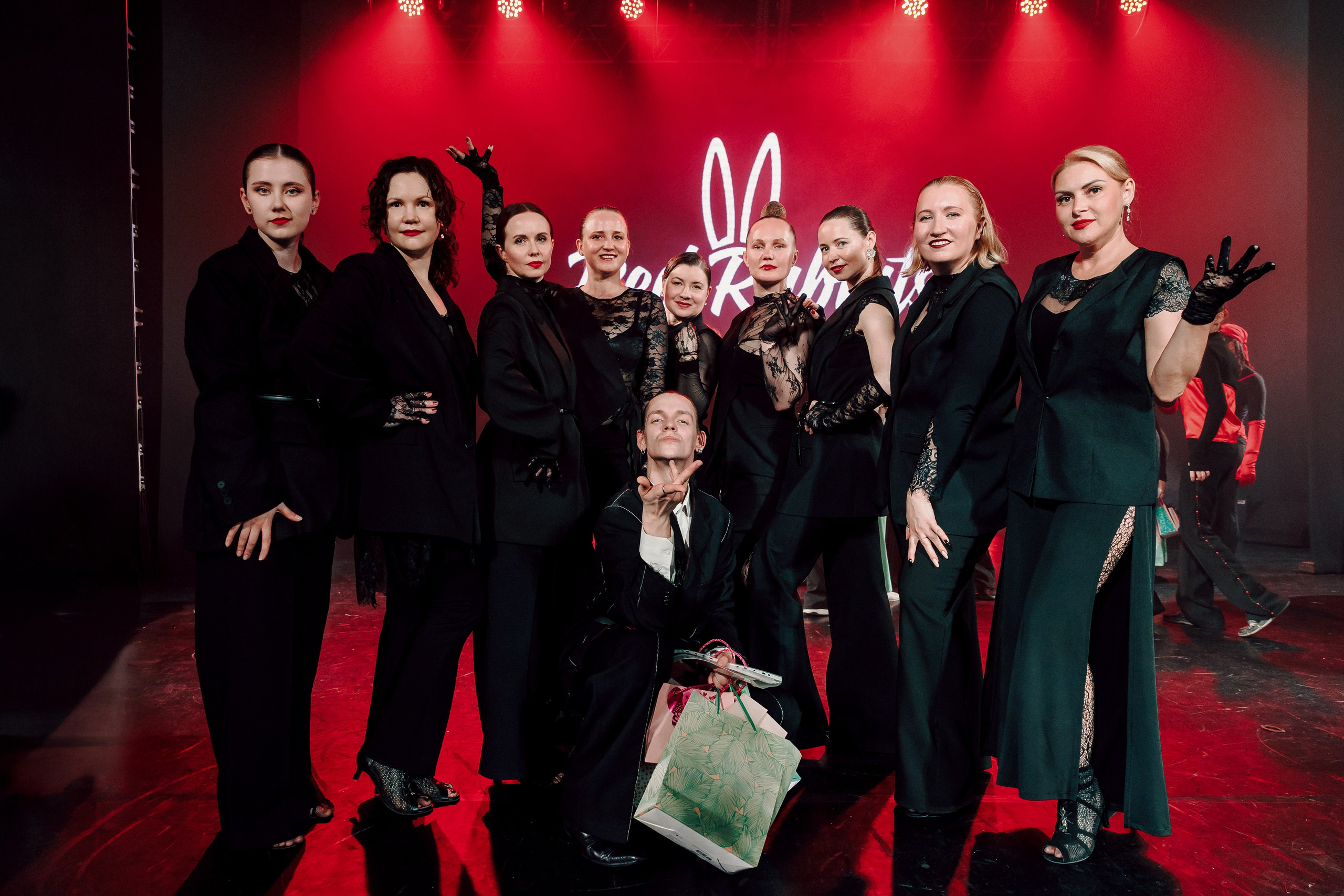 Отчётный концерт танцевальной школы «Red Rabbits» 2025. Лёшка Варзегов — фотограф