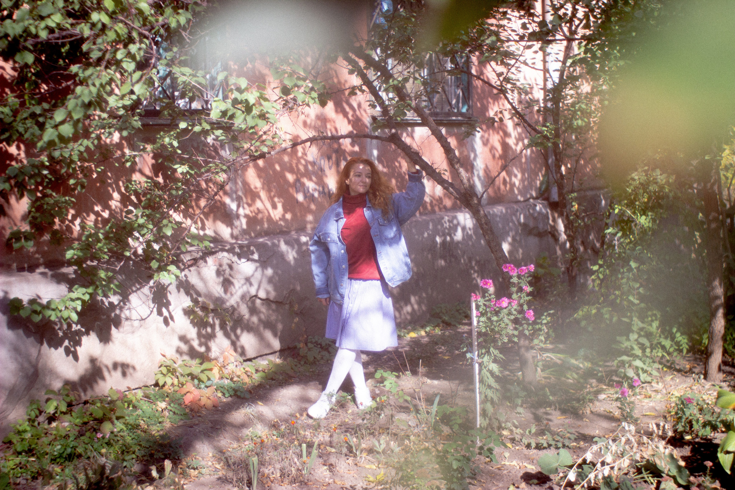 История твоего двора. • Фотограф Александра Светозар Алчевск •