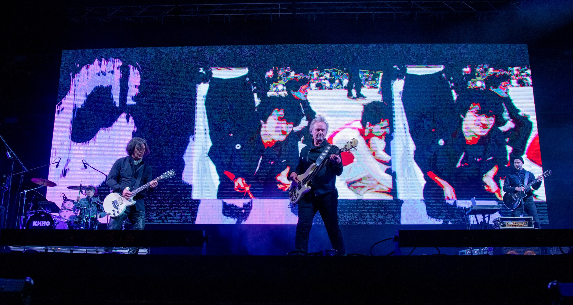 Группа «КИНО». Репортажный, промышленный и маркетплейс-фотограф Дмитрий Чернат