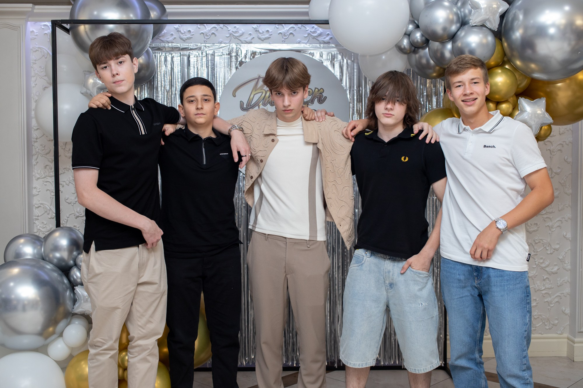 Выпускной 9-й класс. Репортажный, промышленный и маркетплейс-фотограф Дмитрий Чернат