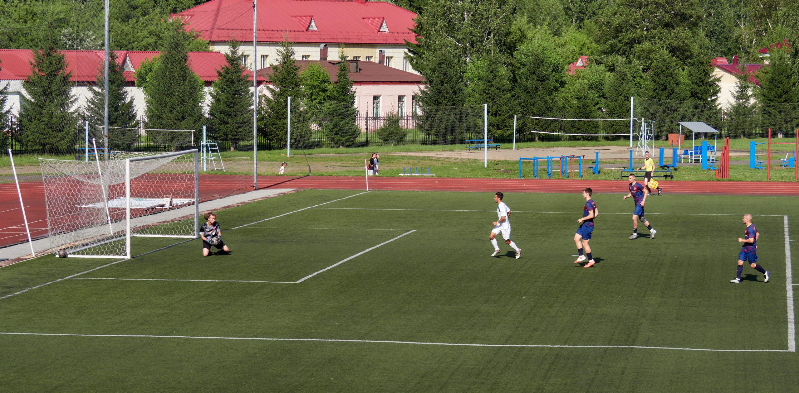 Распадская» (Междуреченск) — «Рассвет» (Красноярск) 7:0. Семейный и детский фотограф в Междуреченск Олег Бамбульский