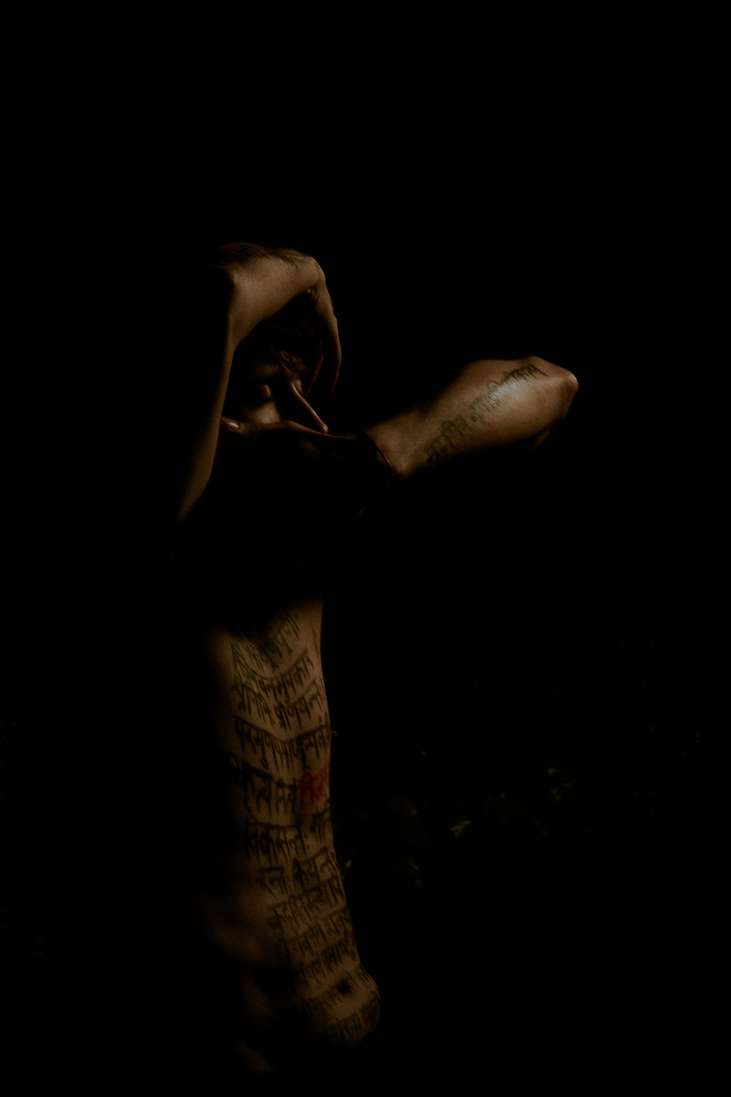 The body as broken manuscript. Фотограф Елизавета Маслова. Москва. Art, Fashion