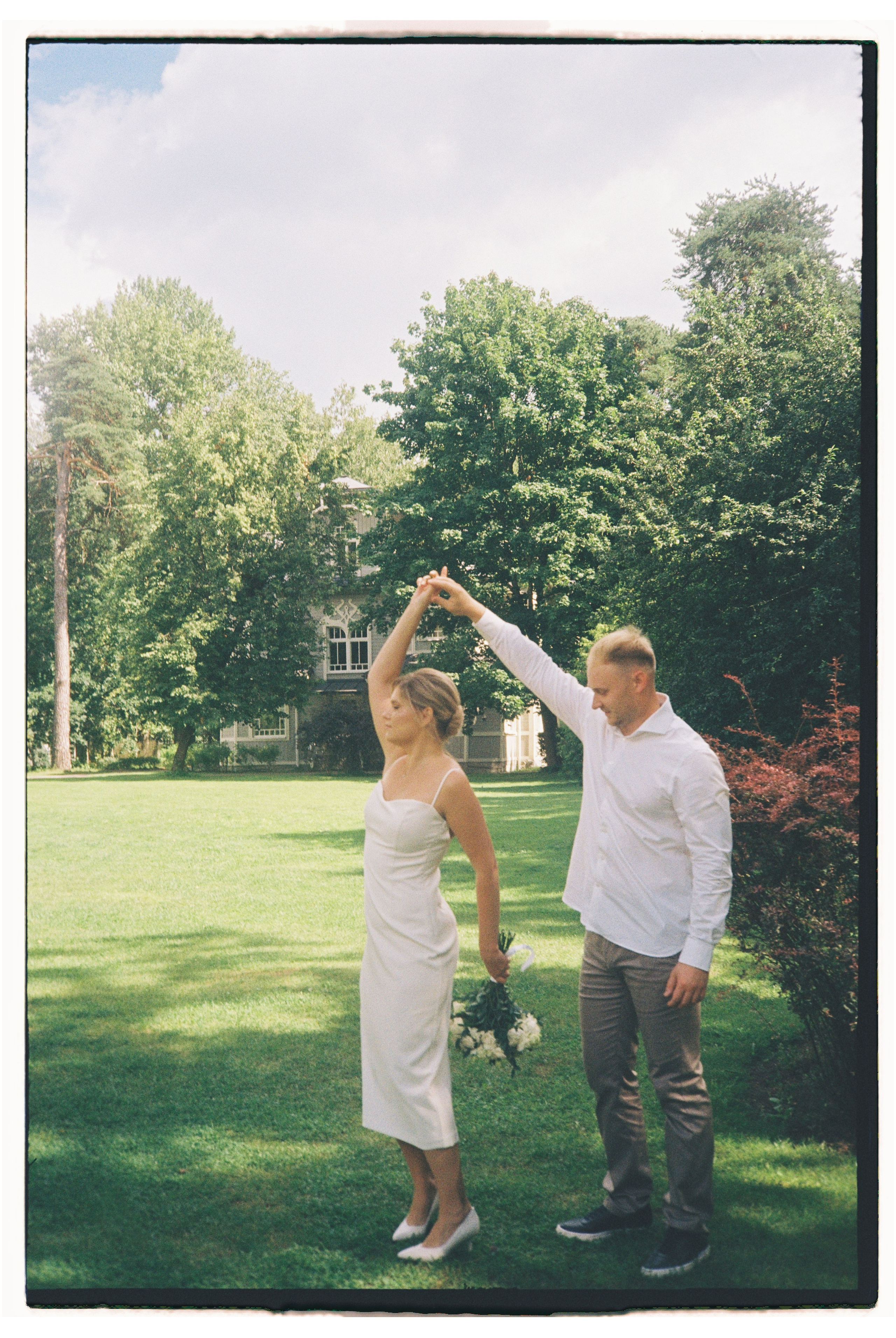 Константин & Екатерина. Пленка. Сестры Карабаза. Фотографы и ретушеры в Москве и Санкт-Петербурге