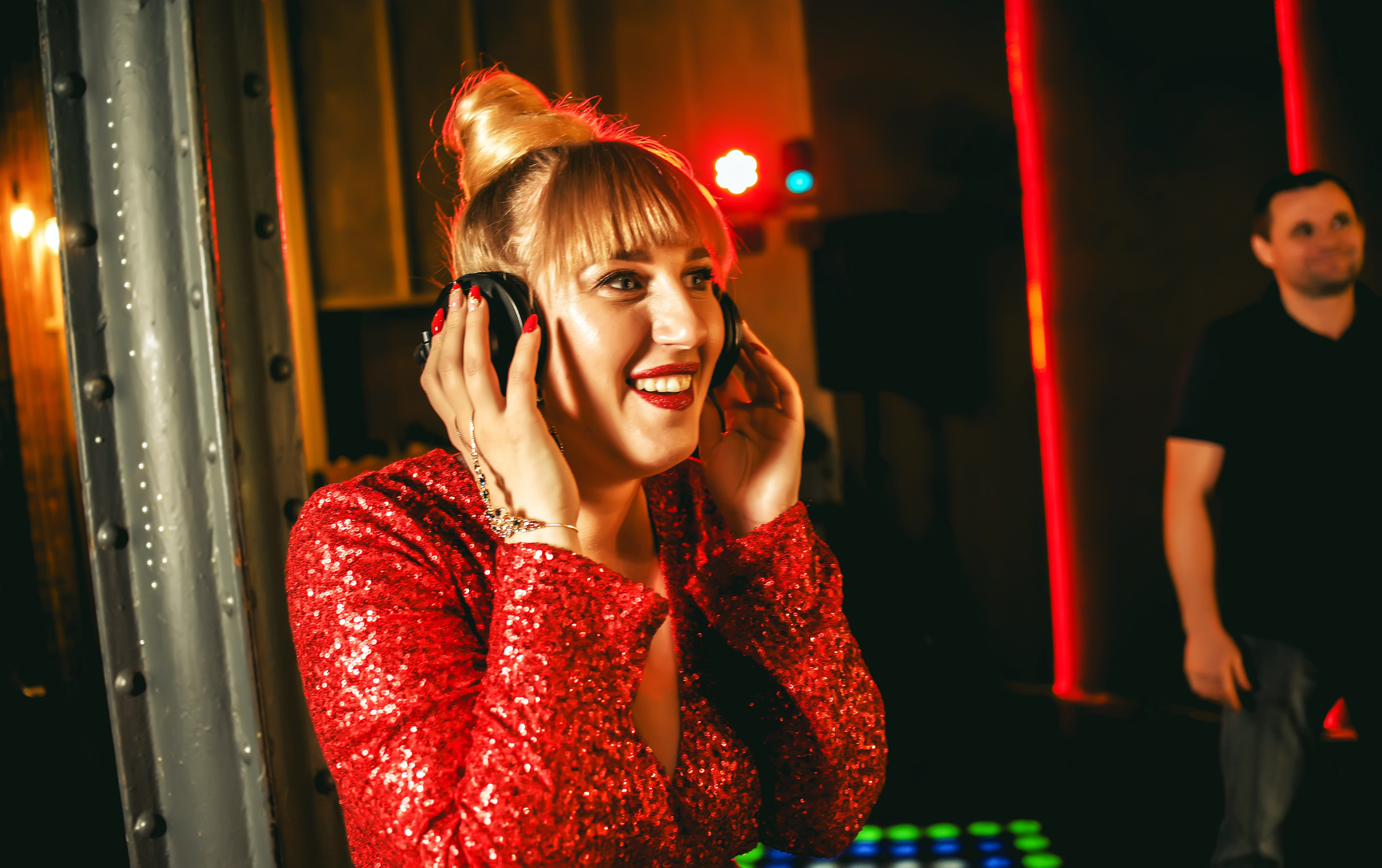 Тематическая вечеринка на юбилей 35 лет. Свадебный, семейный, детский, контент фотограф в Омске Максим Ильин