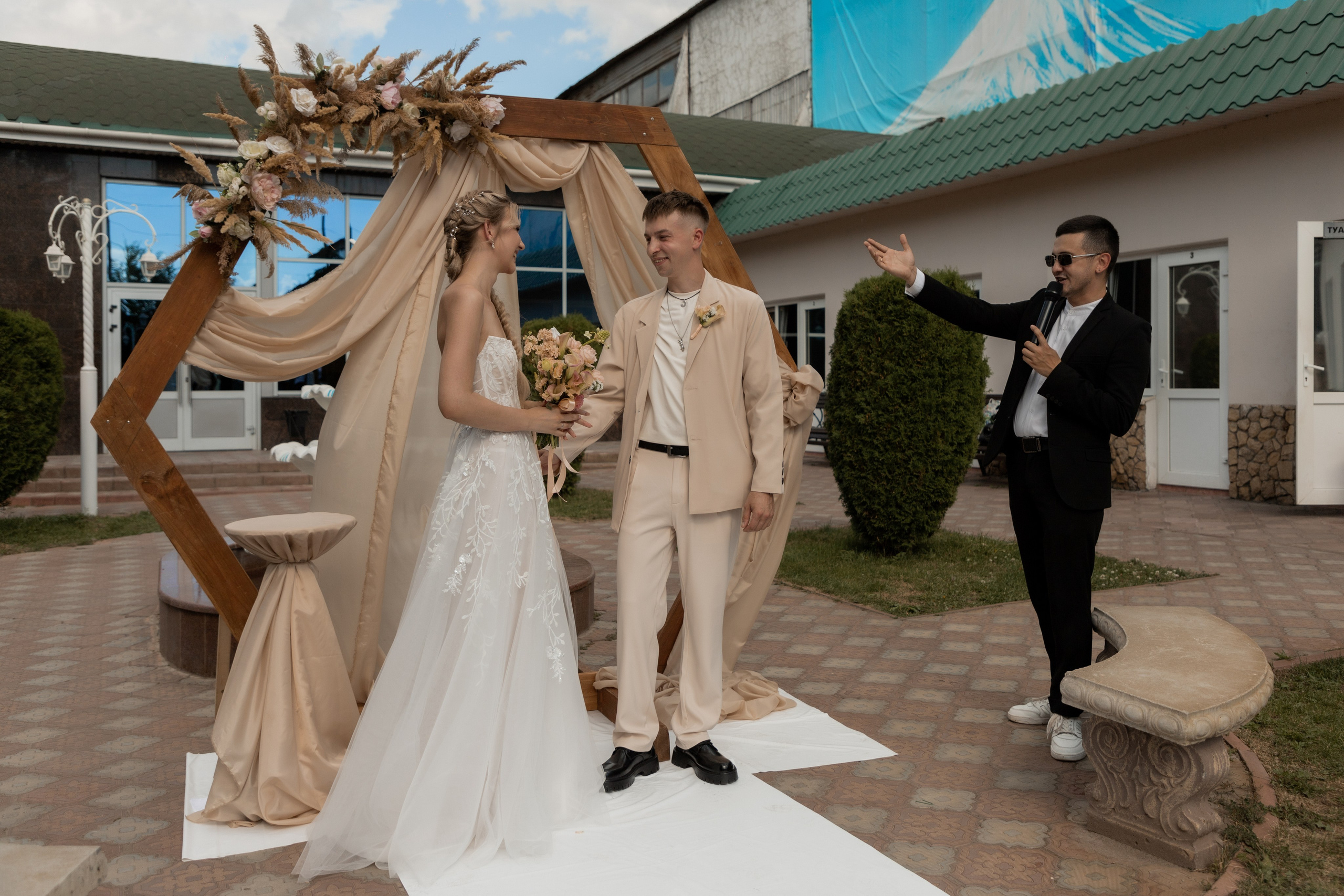 Роман и Александра (банкет). Свадебный фотограф Ангелина Сунгатулина | Саратов | Балаково | Вольск