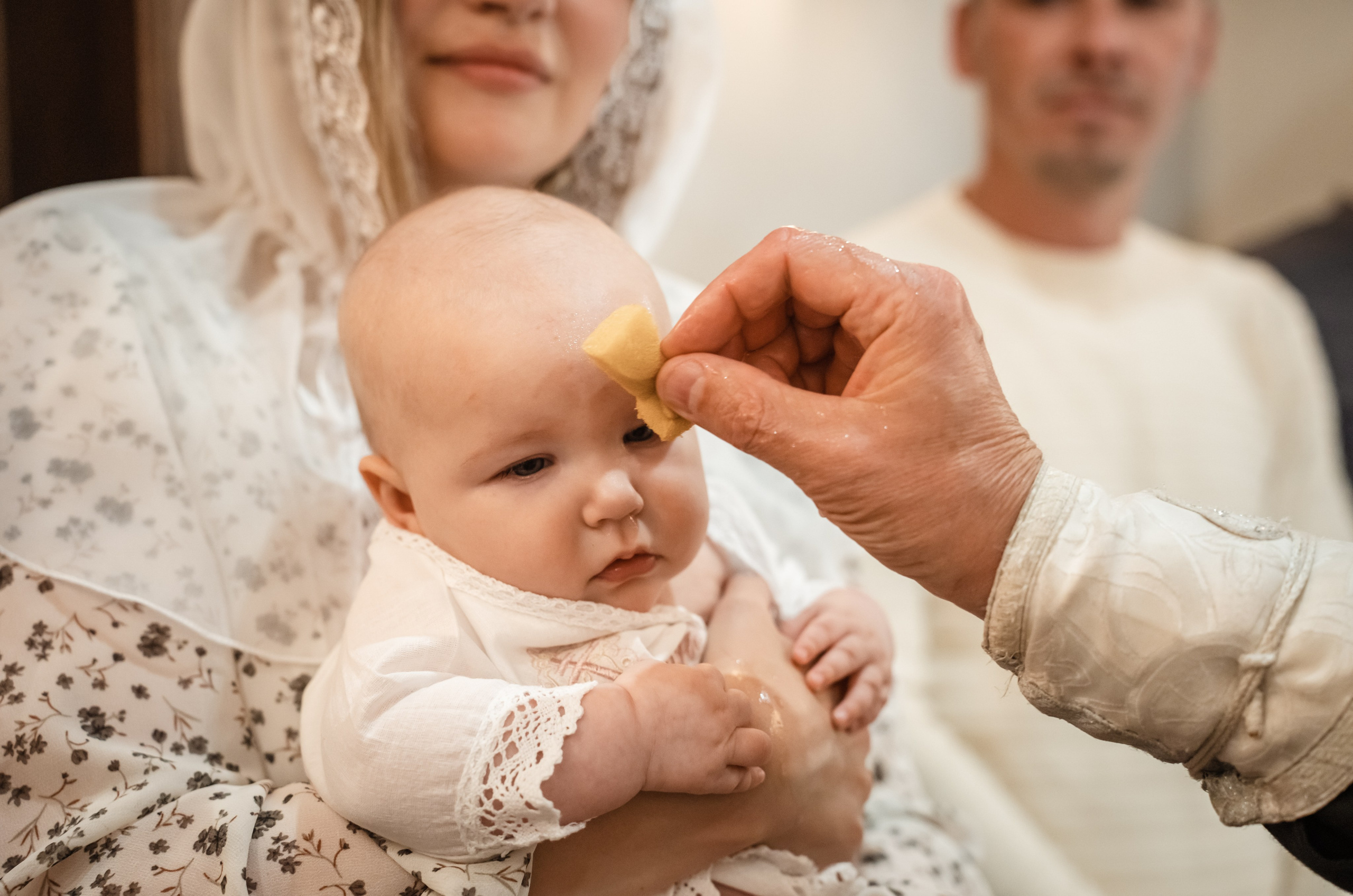 Крещение Анны в хаме Дмитрия Солунского. Фотограф на Крещение Тула и Венчание в Туле, детский и семейный фотограф