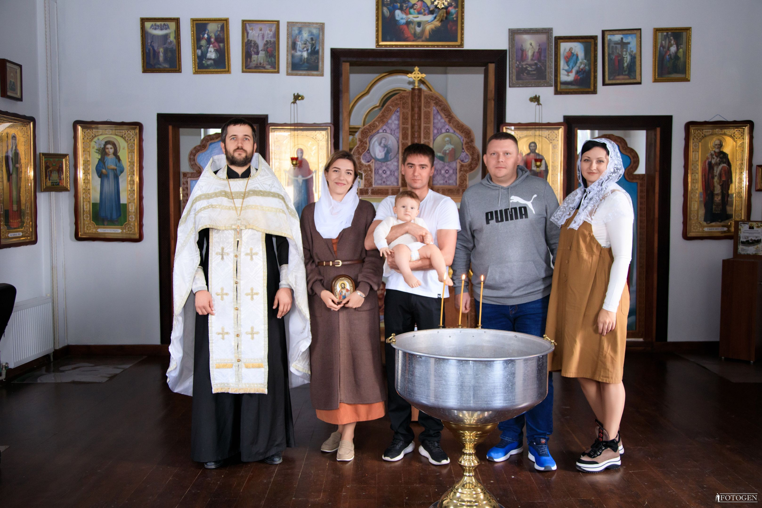 Крещение в кадре: Портфолио выездных фотосессий. Интерьерная фотостудия FOTOGEN г. Краснодар