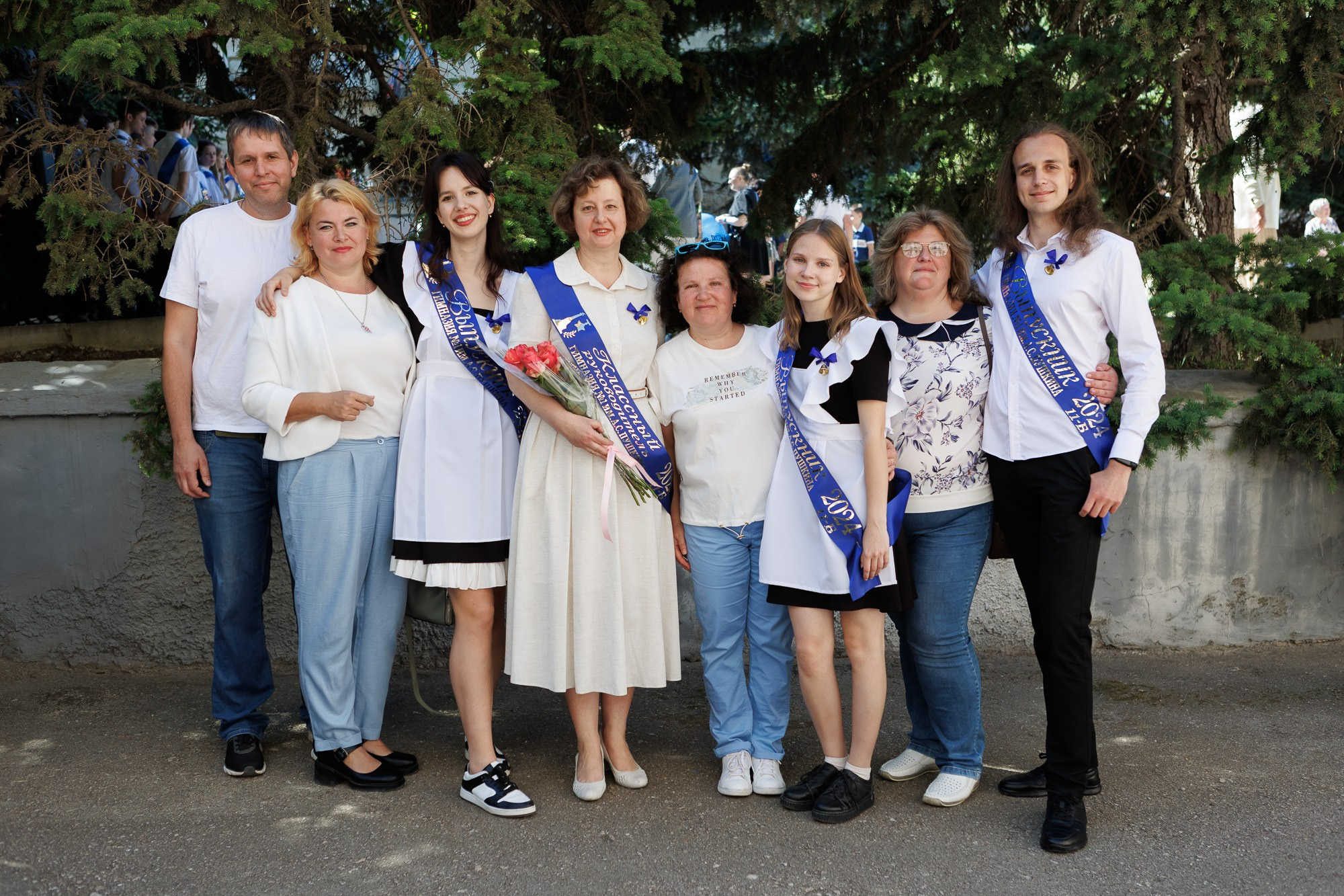 Последний звонок в Гимназии № 1, г. Севастополь. Свадебный фотограф, фотосъемка в Крыму, Севастополе, Симферополе, Ялте