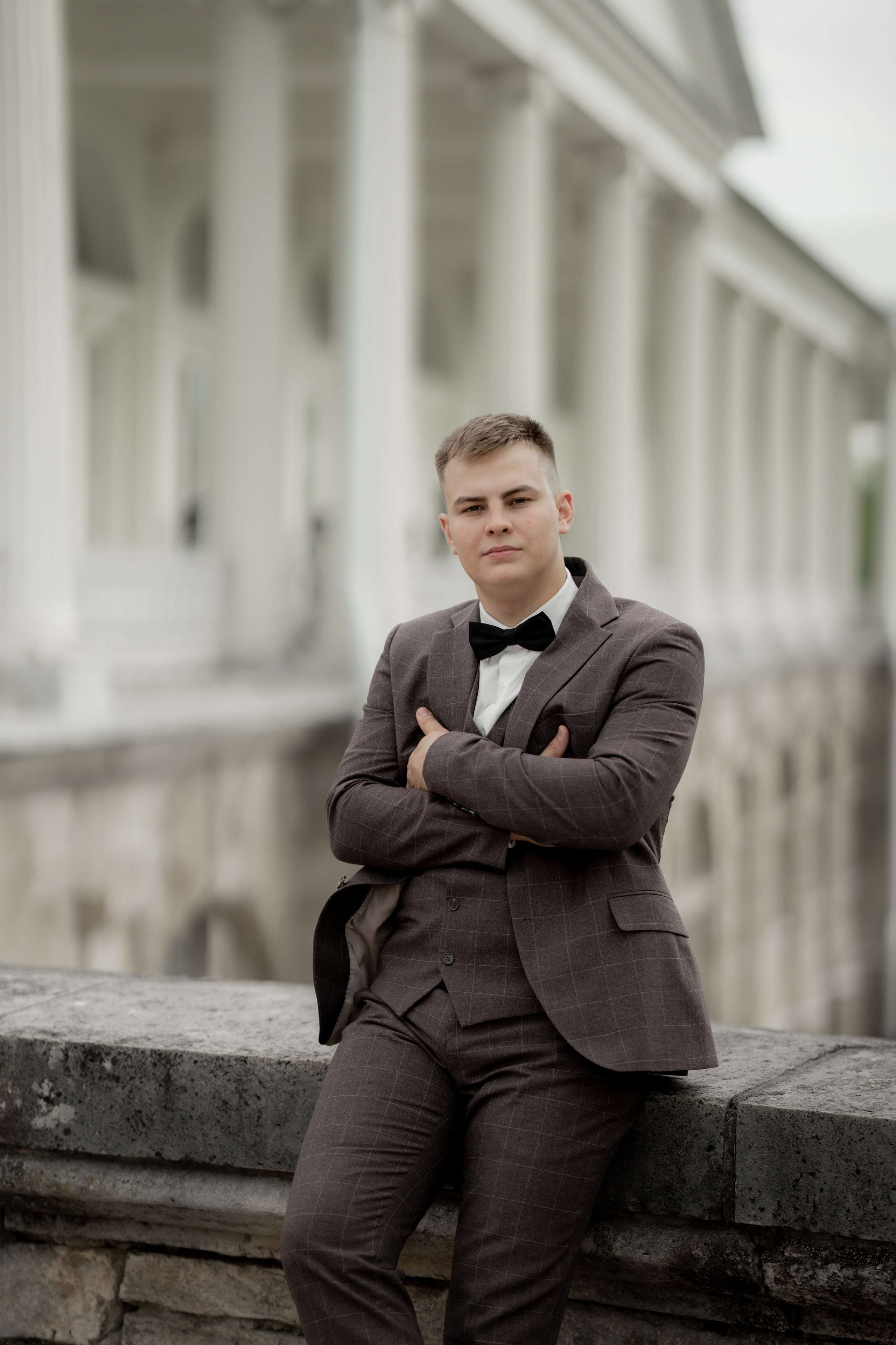 Красивые места для свадебной фотосессии летом в Санкт-Петербурге. Свадебный фотограф Александр Невский в Санкт-Петербурге