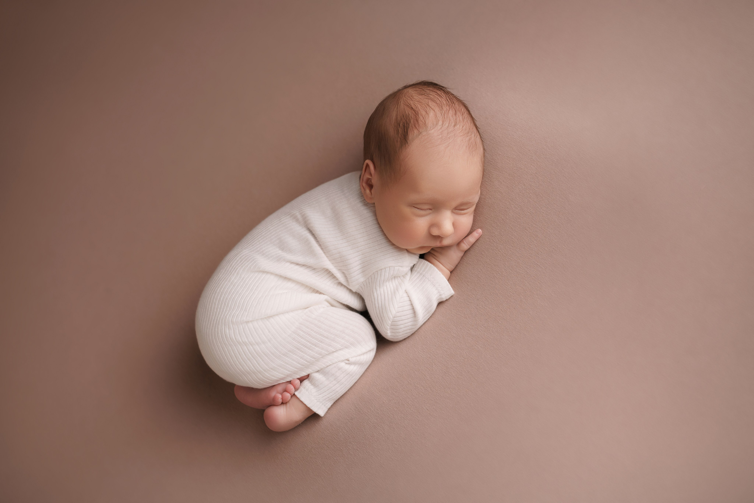 Фотосессия новорожденных | Галерея трогательных кадров малышей в стиле newborn. Фотосессия новорожденных в Москве и Московской области | Профессиональный фотограф newborn — Татьяна Иванова