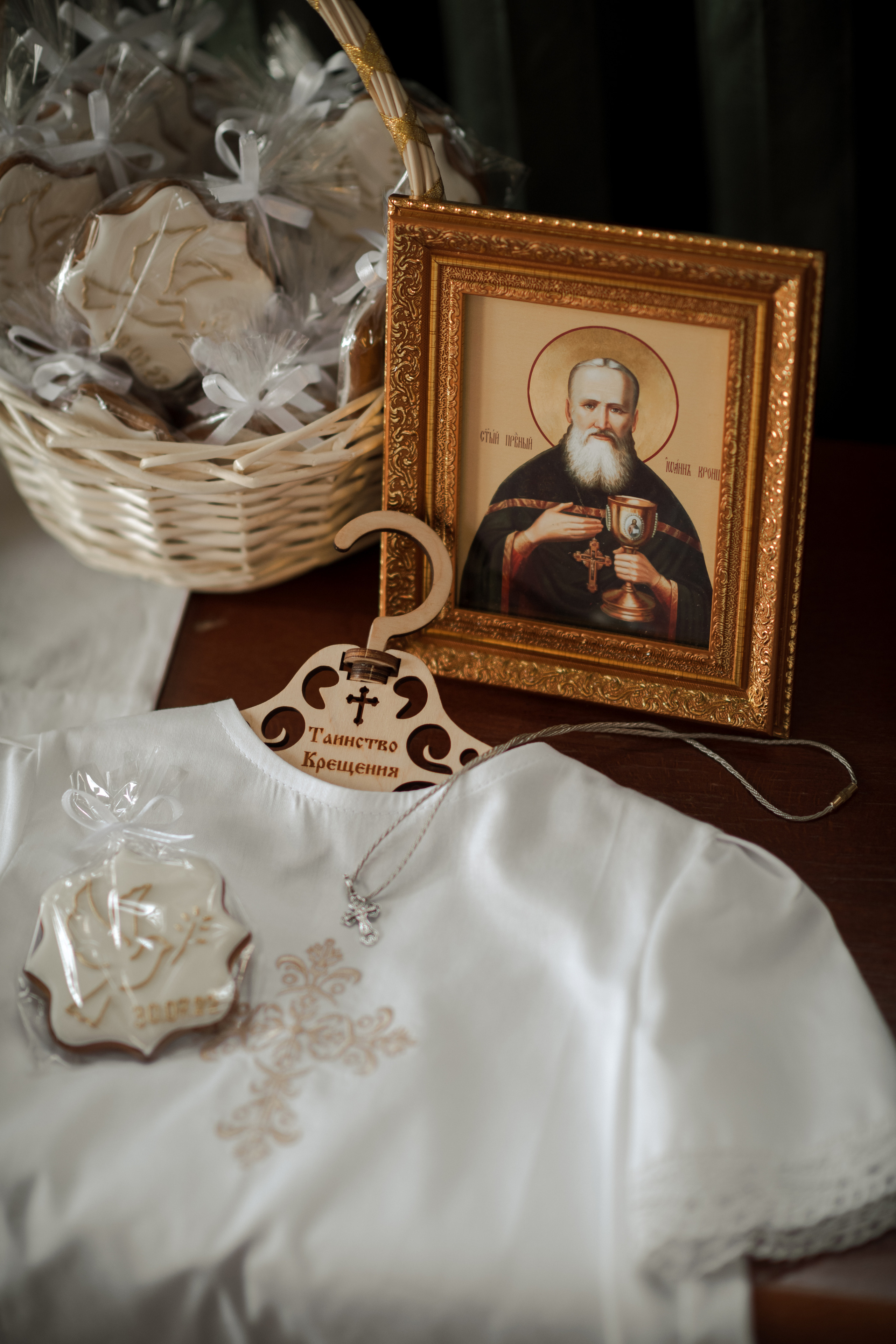 Таинство Крещения. Профессиональный семейный и церковный фотограф в Ростове-на-Дону