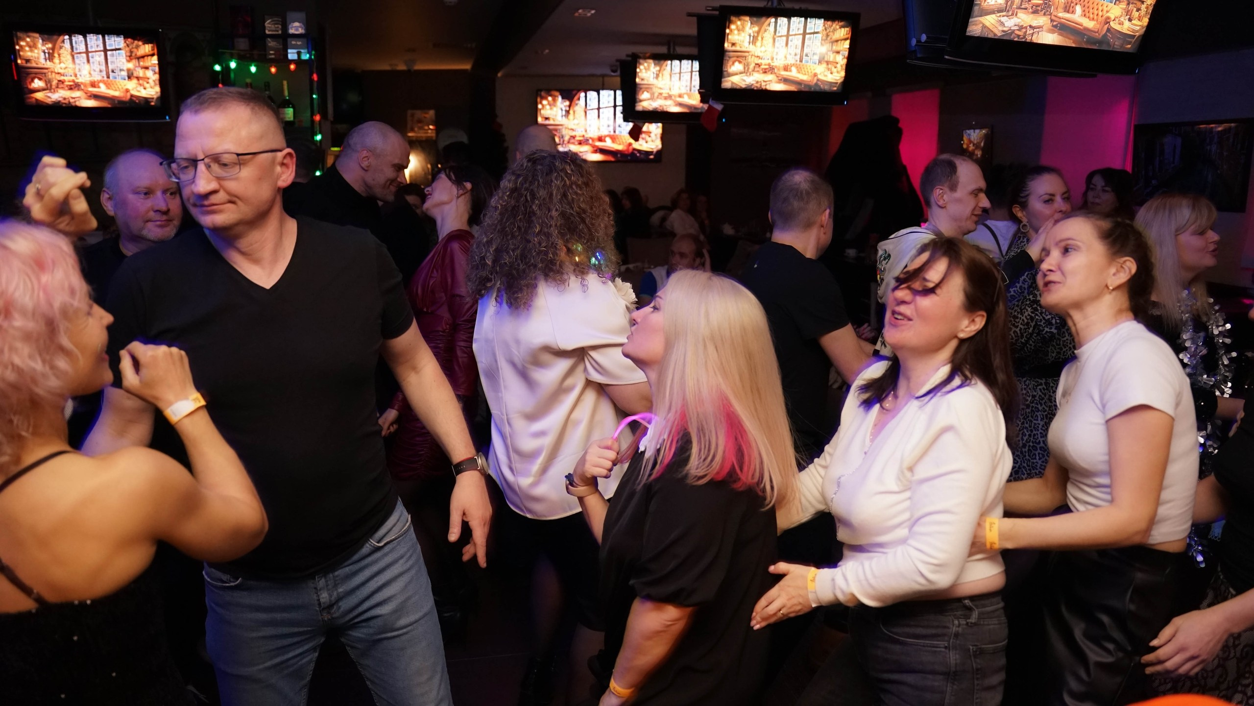 Новогодний корпоратив. Клубная вечеринка 23.12.23. Галерея Фантим