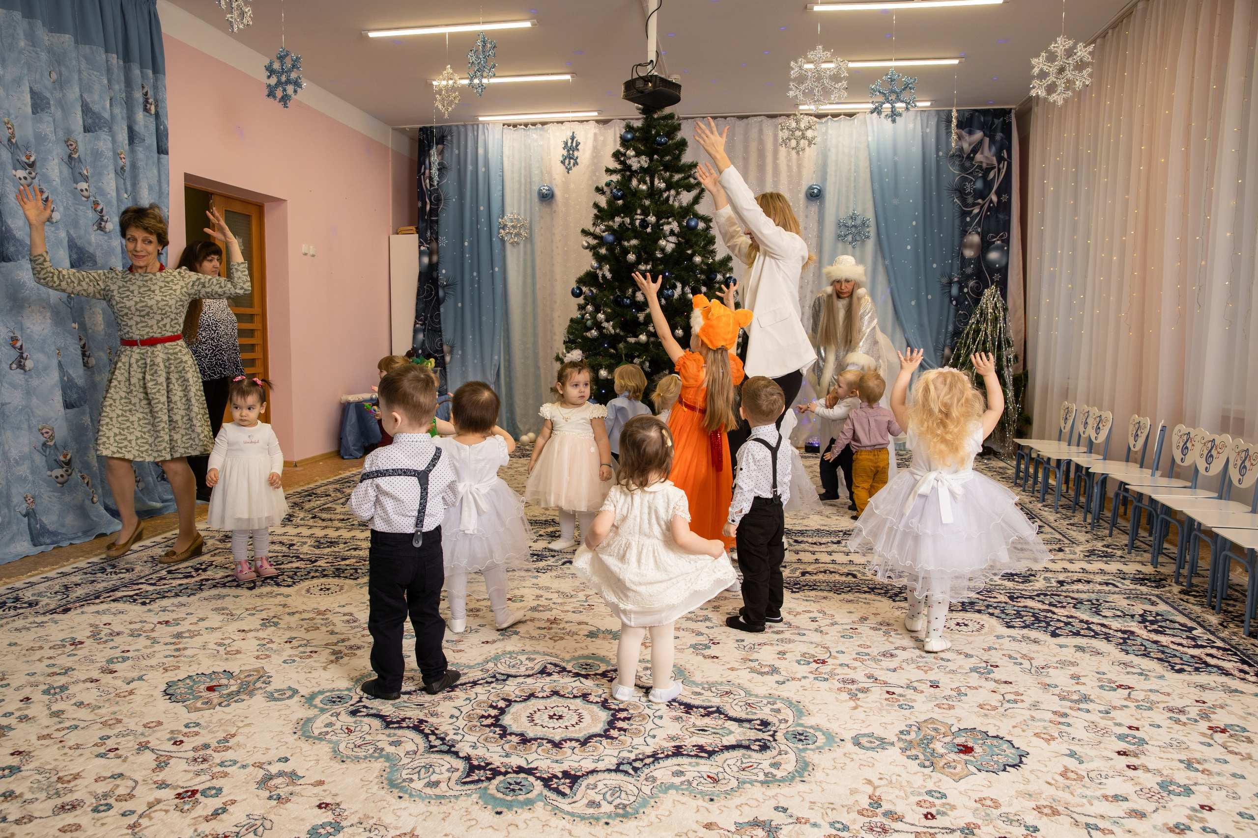 Новогодний утренник Успех. Фотограф в Железнодорожном и Балашихе