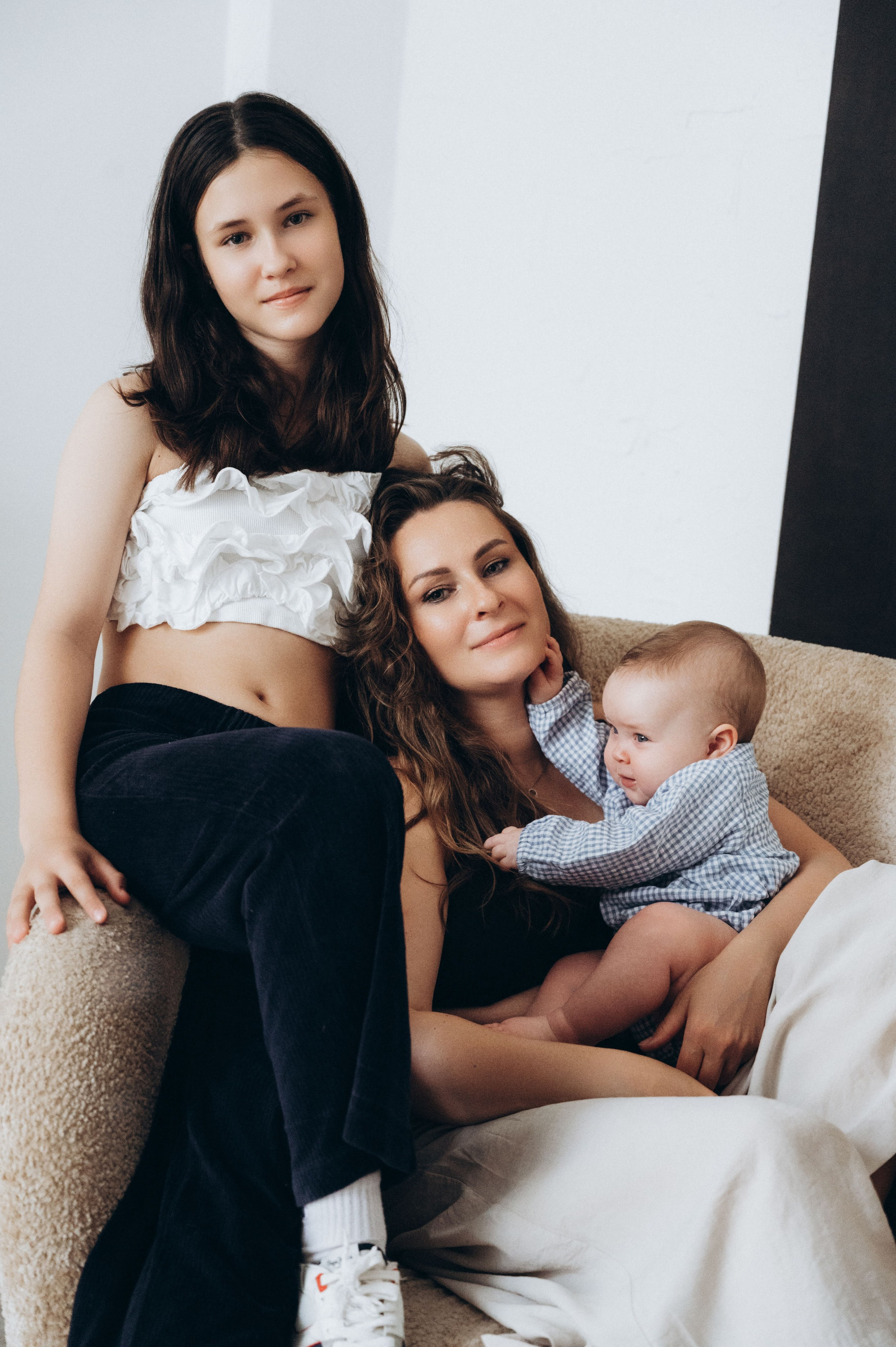 Анастасия. Профессиональный фотограф беременности в СПБ. Стильные фотосессии беременности в стиле минимализм и классическая фотография