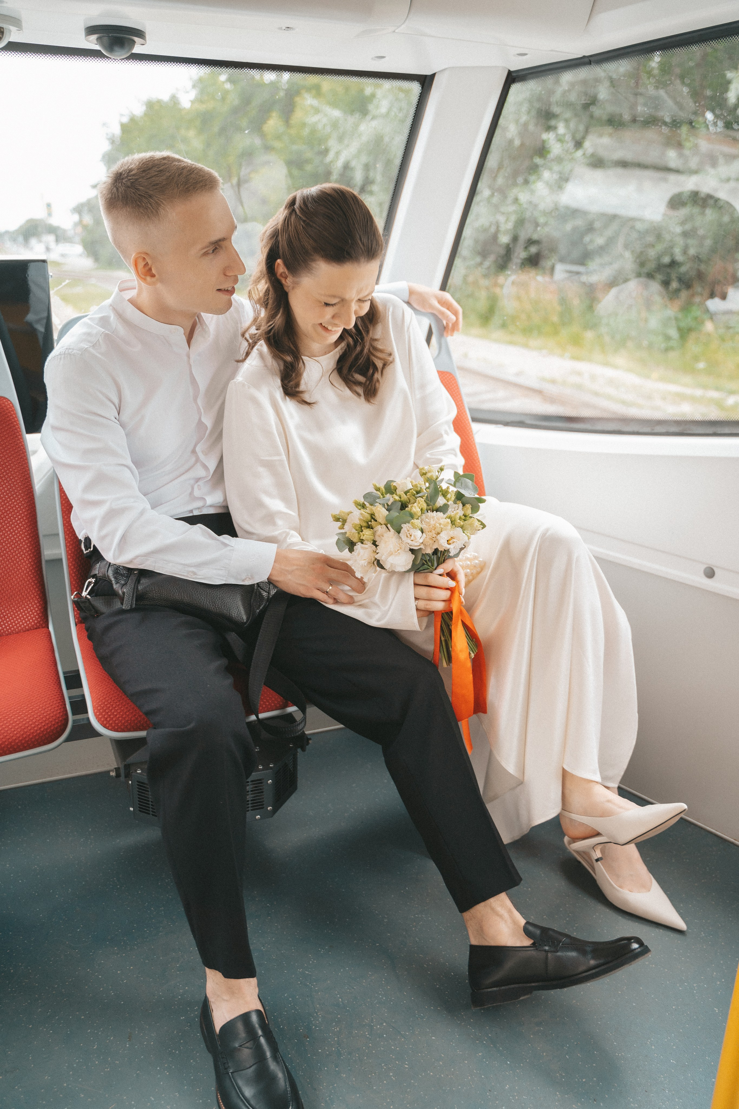 Никита и Аня в городе. Семейный, портретный фотограф Новосибирск. Оля Адова