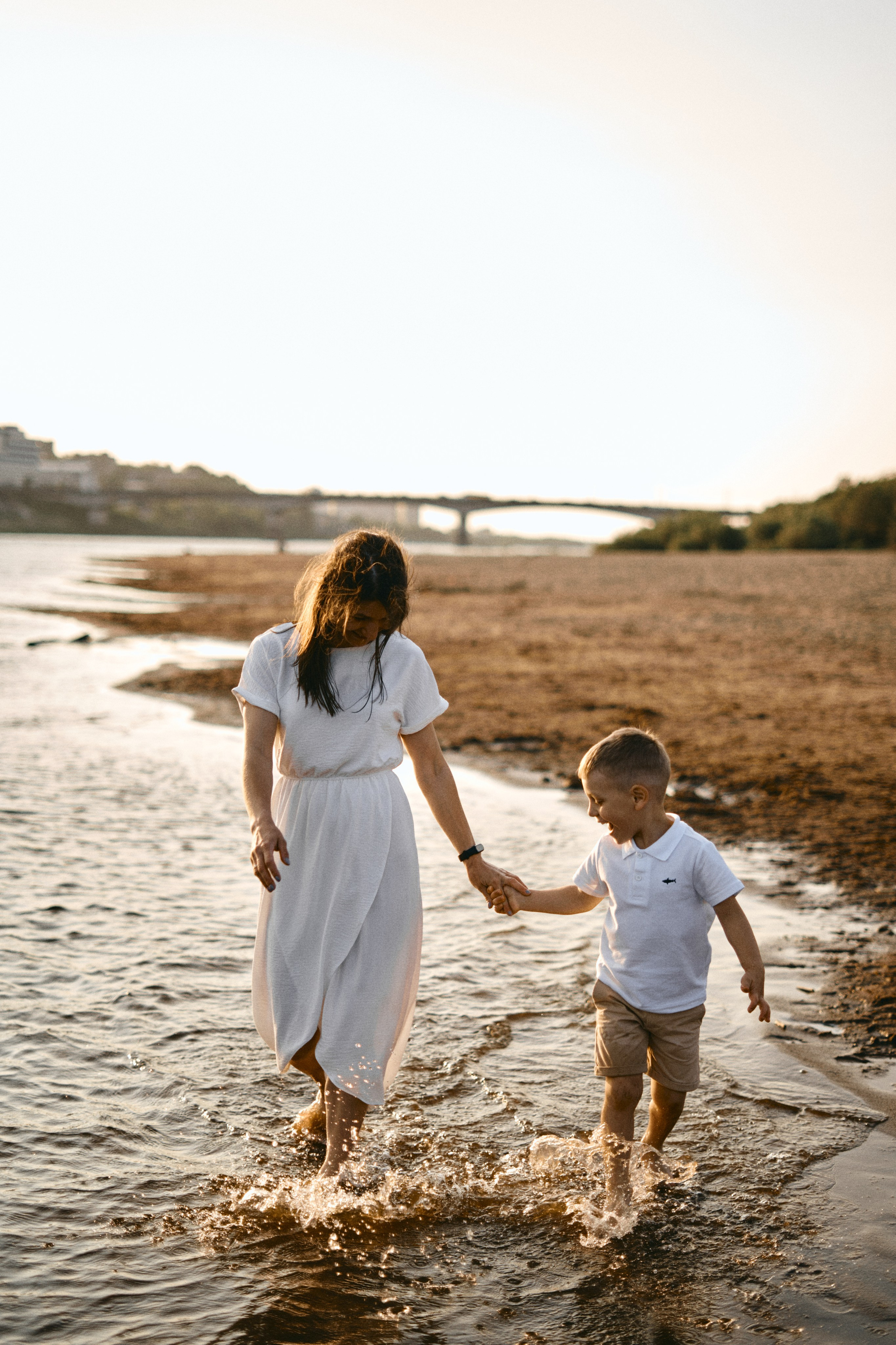 Пляж, ветер и объятия. Фотограф Киров Анжелика Некрасова