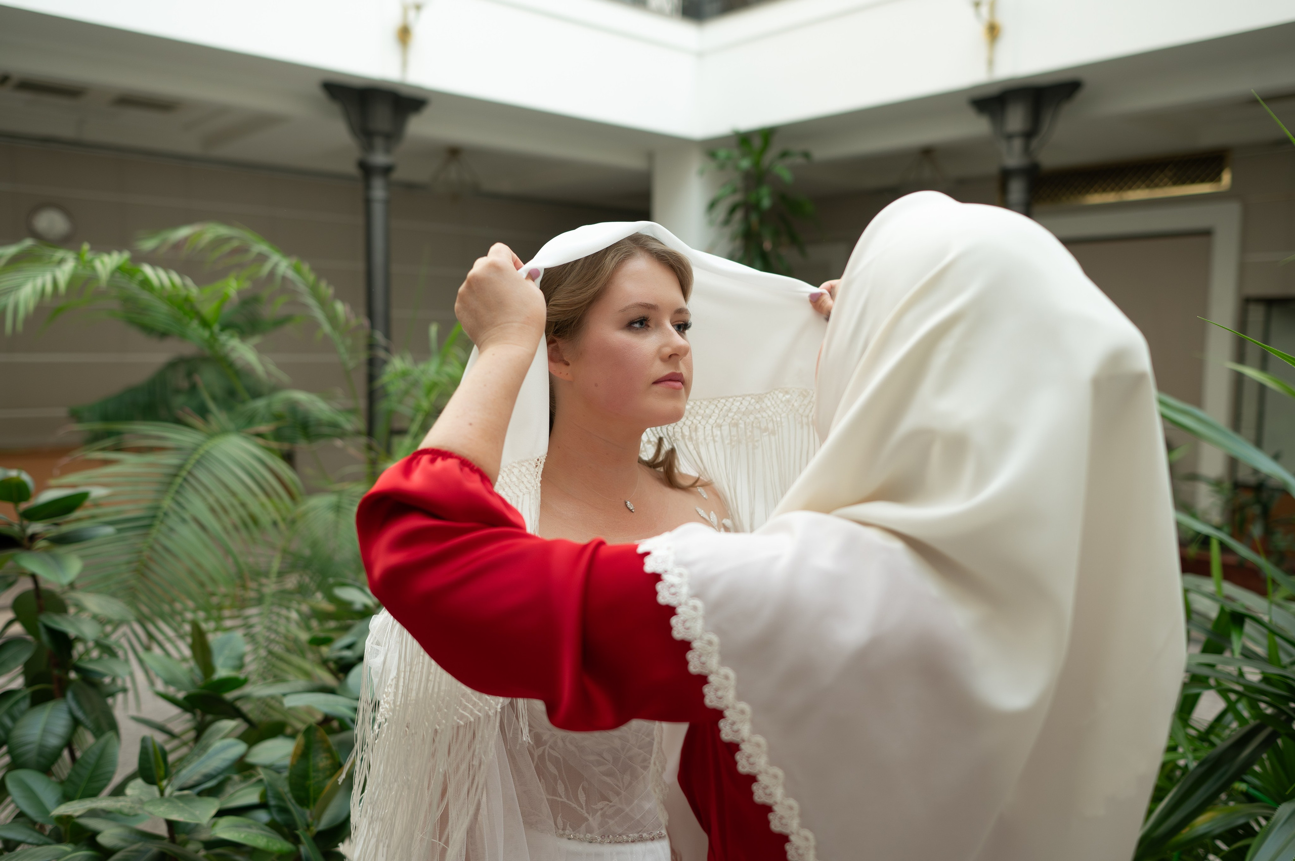 Илья & Эмилия (Москва, Покровский собор). Семейный и свадебный фотограф в Санкт-Петербурге Серафима Смирнова