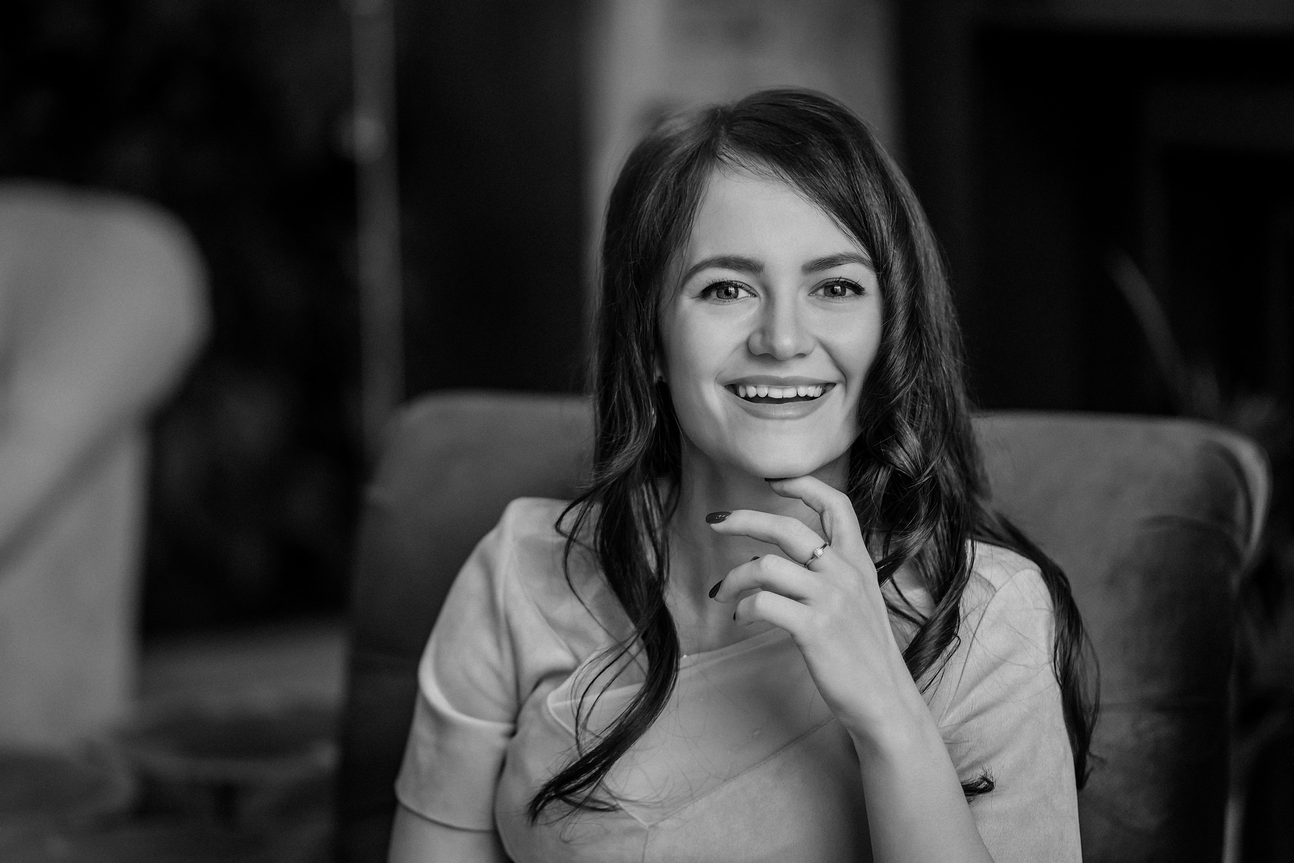 индивидуальная портретная фотосессия в чб для девушки