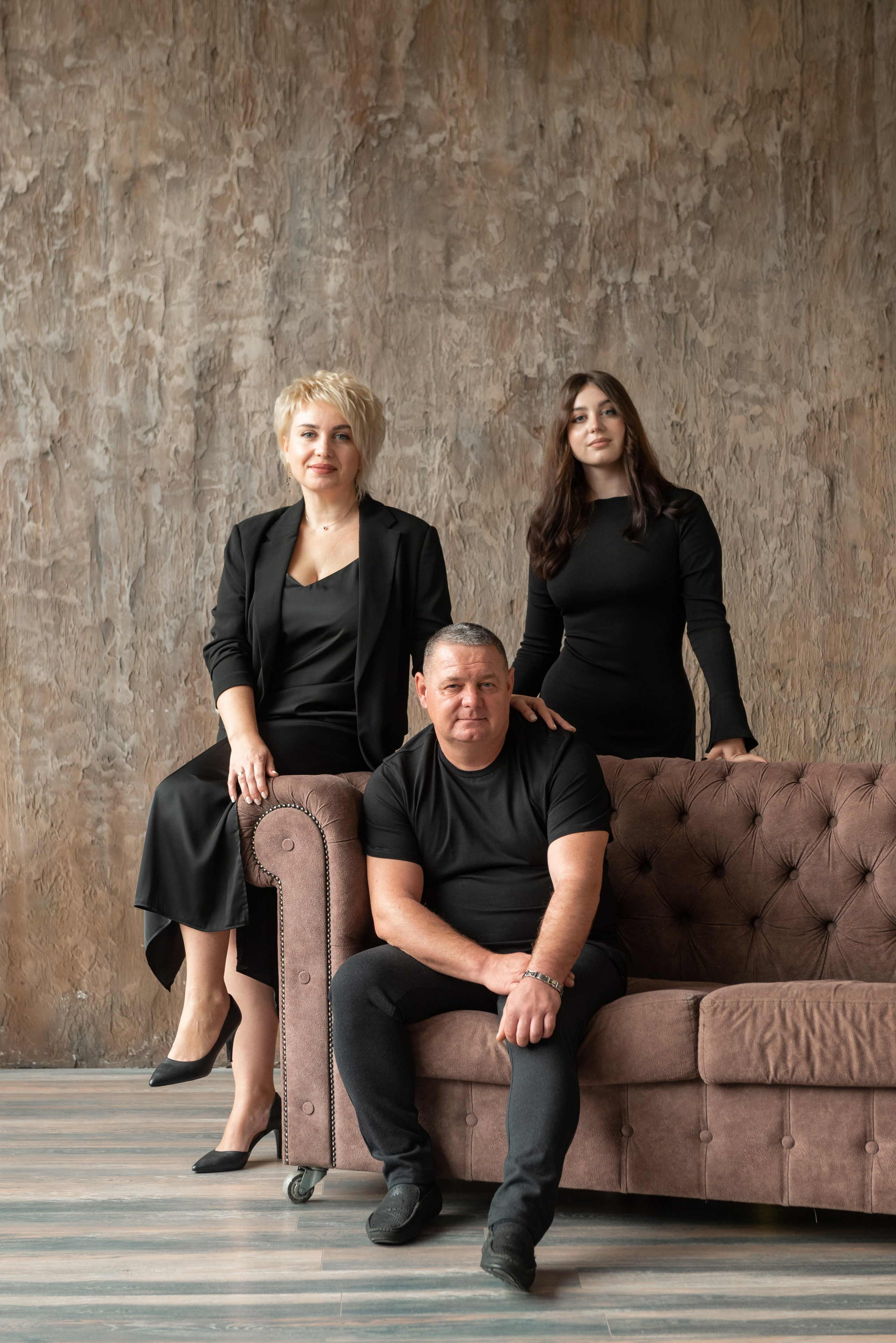 Евгений Катя и Виолетта. Семейный фотограф Ирина Сгибнева