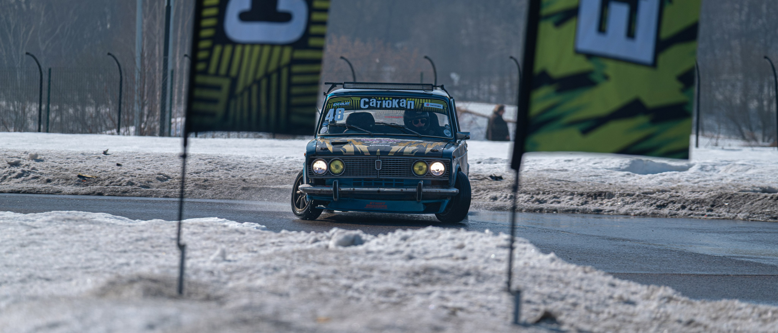 Спортивная автомобильная съемка. Malenkyia