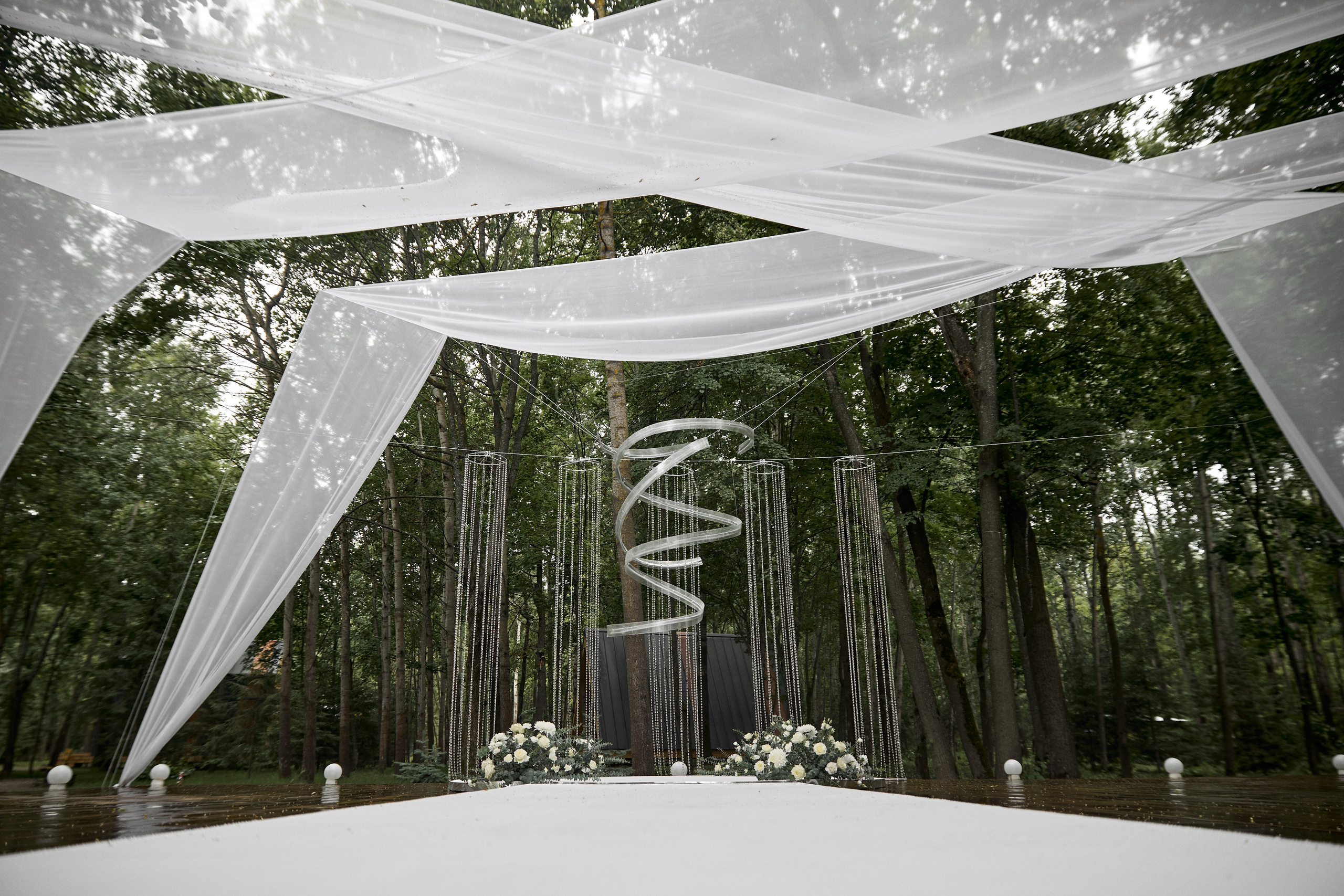 Crystal Swirl. Студия декора НикитинаДекор — оформление мероприятий в Ульяновске. Профессиональное создание эксклюзивных декораций