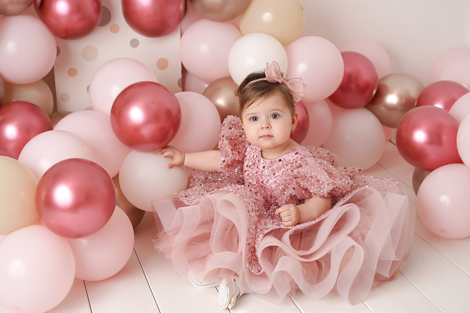Детская фотосессия Первый год для девочек. Детский фотограф и фотограф новорожденных в Калининград Оксана Иваний