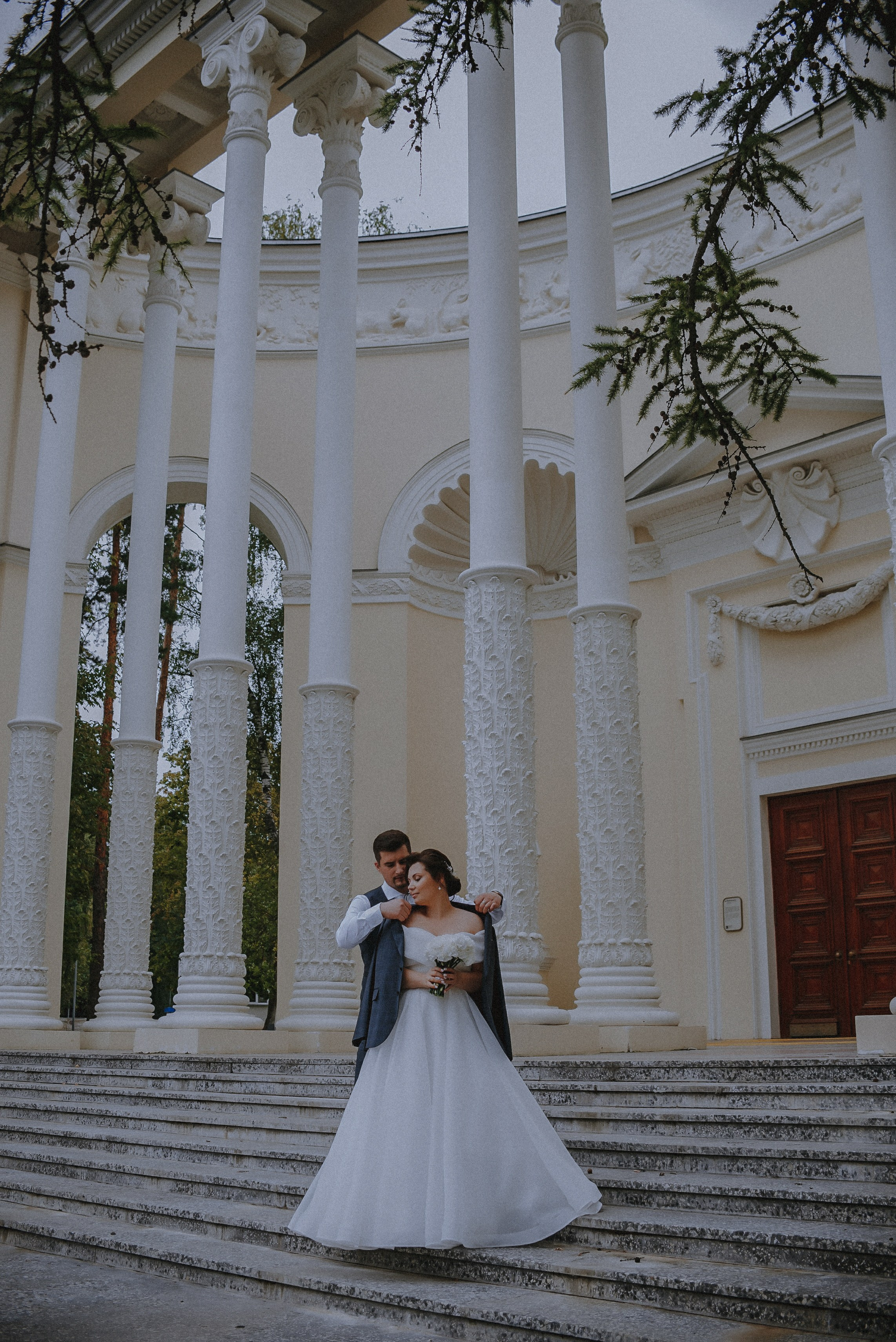 Love.com: Главная страница нашего счастья. Свадебный и семейный фотограф в Москве Сажина Кристина КиМ. Свадебный оператор в Москве Сажин Максим