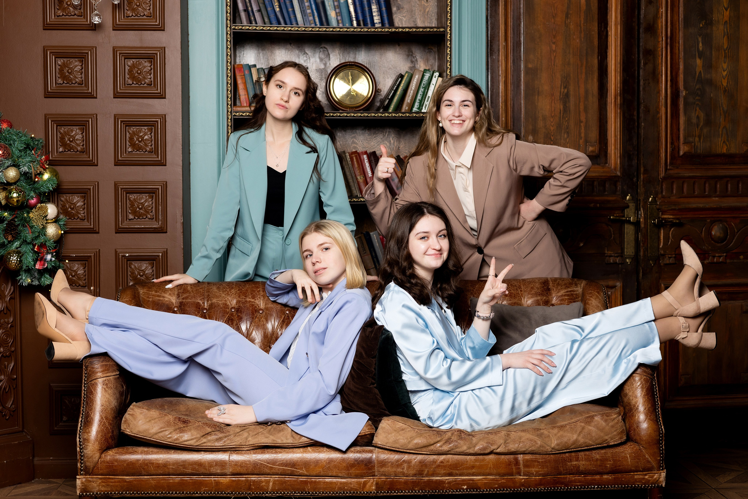 Зал Библиотека. Выпускные альбомы. Школьный и семейный фотограф Виктория Игнатьева