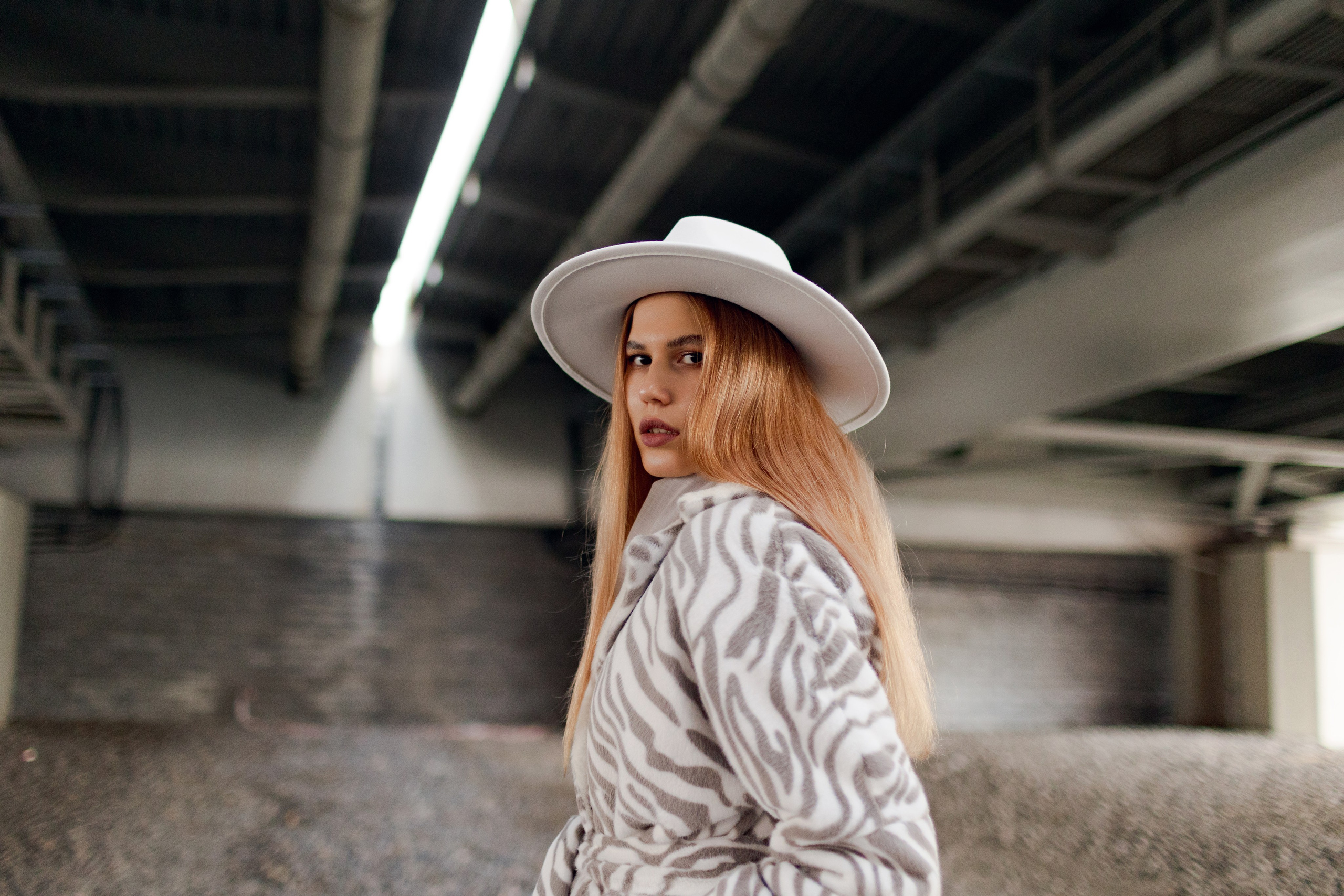 Wind of the streets. Портретный фотограф в Санкт-Петербурге