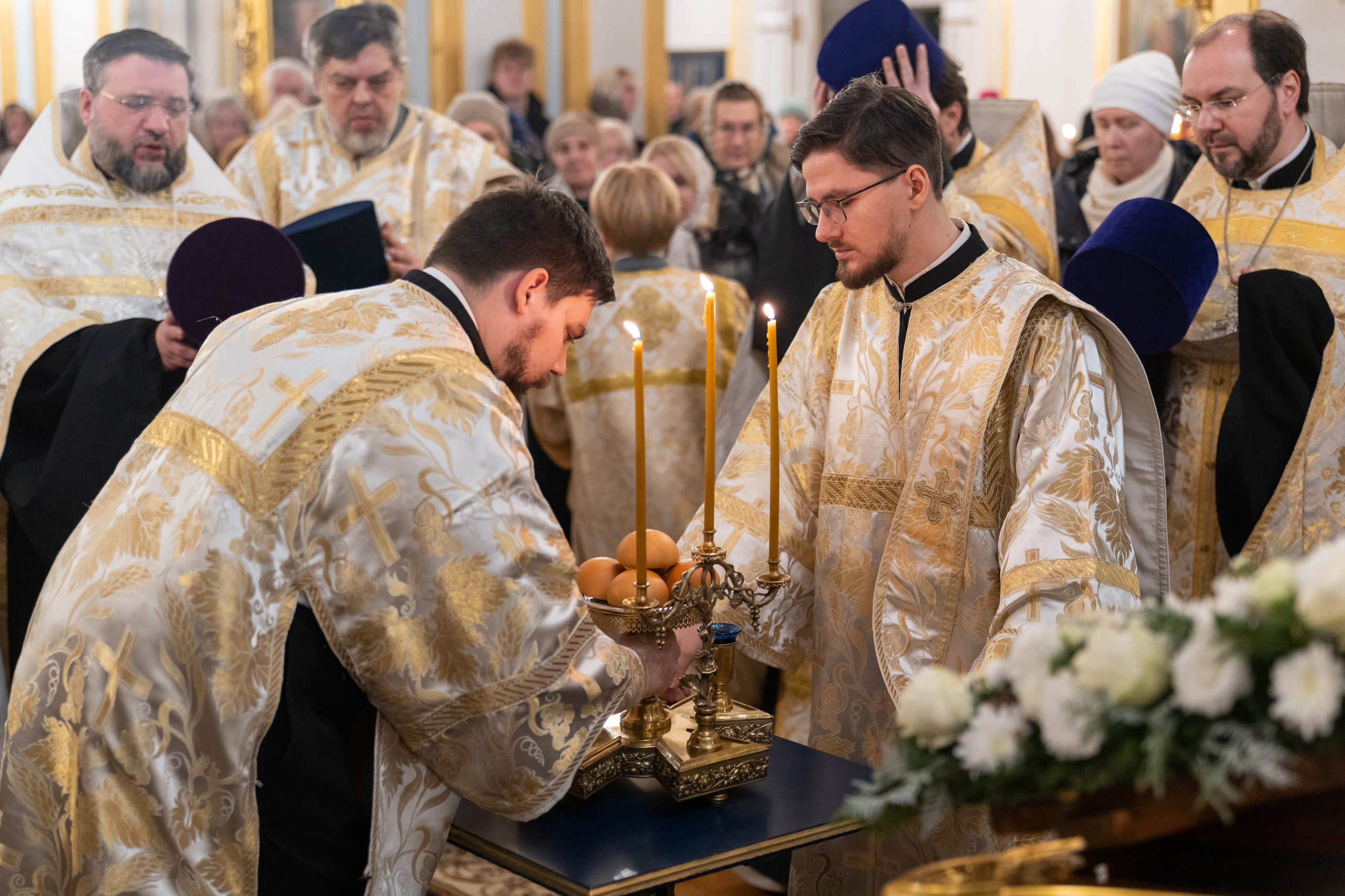 Праздничное бдение в Николо-Богоявленском морском соборе. НИКОЛО-БОГОЯВЛЕНСКИЙ МОРСКОЙ СОБОР