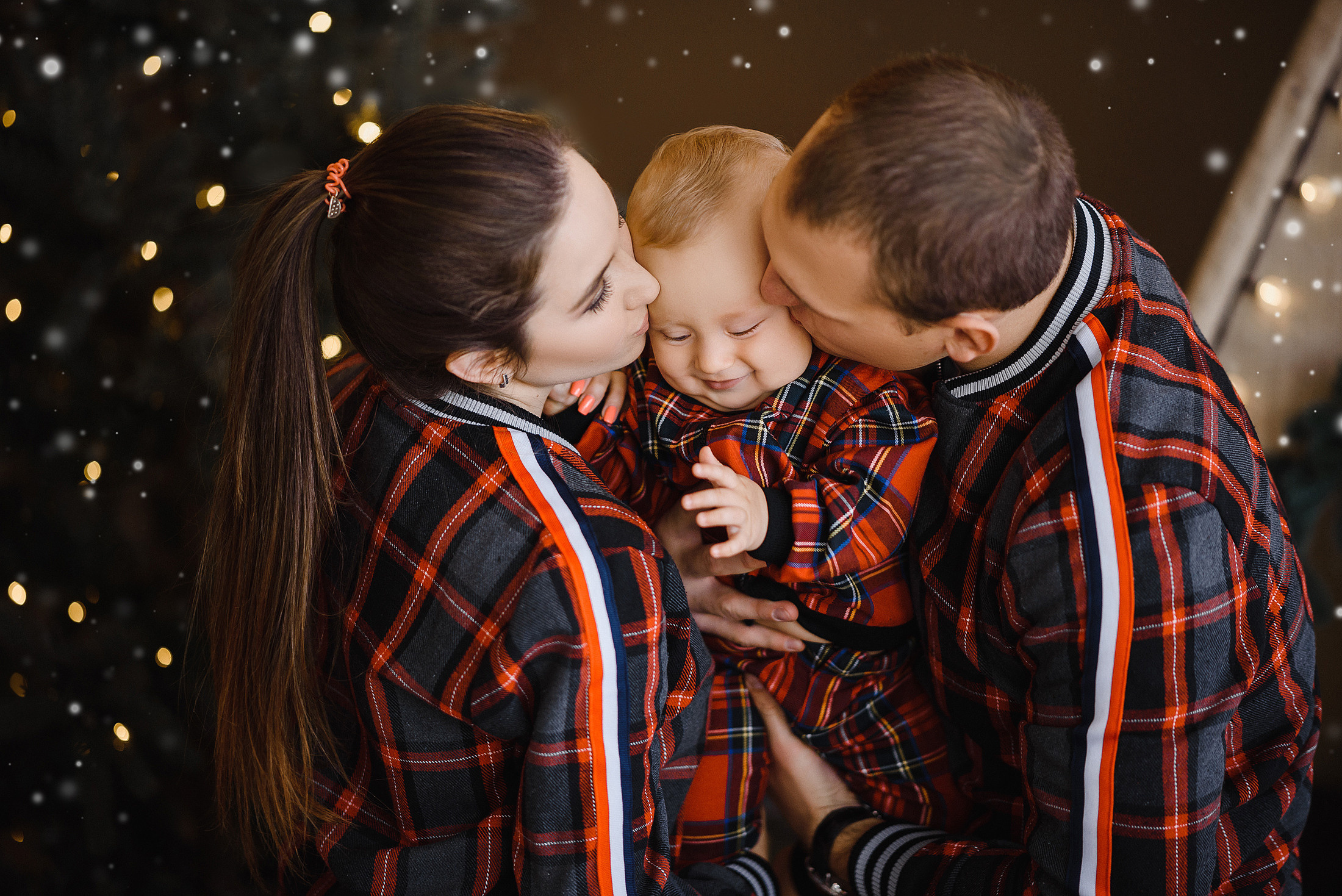 Наташа, Артур и Вова. Свадебный фотограф и видеограф