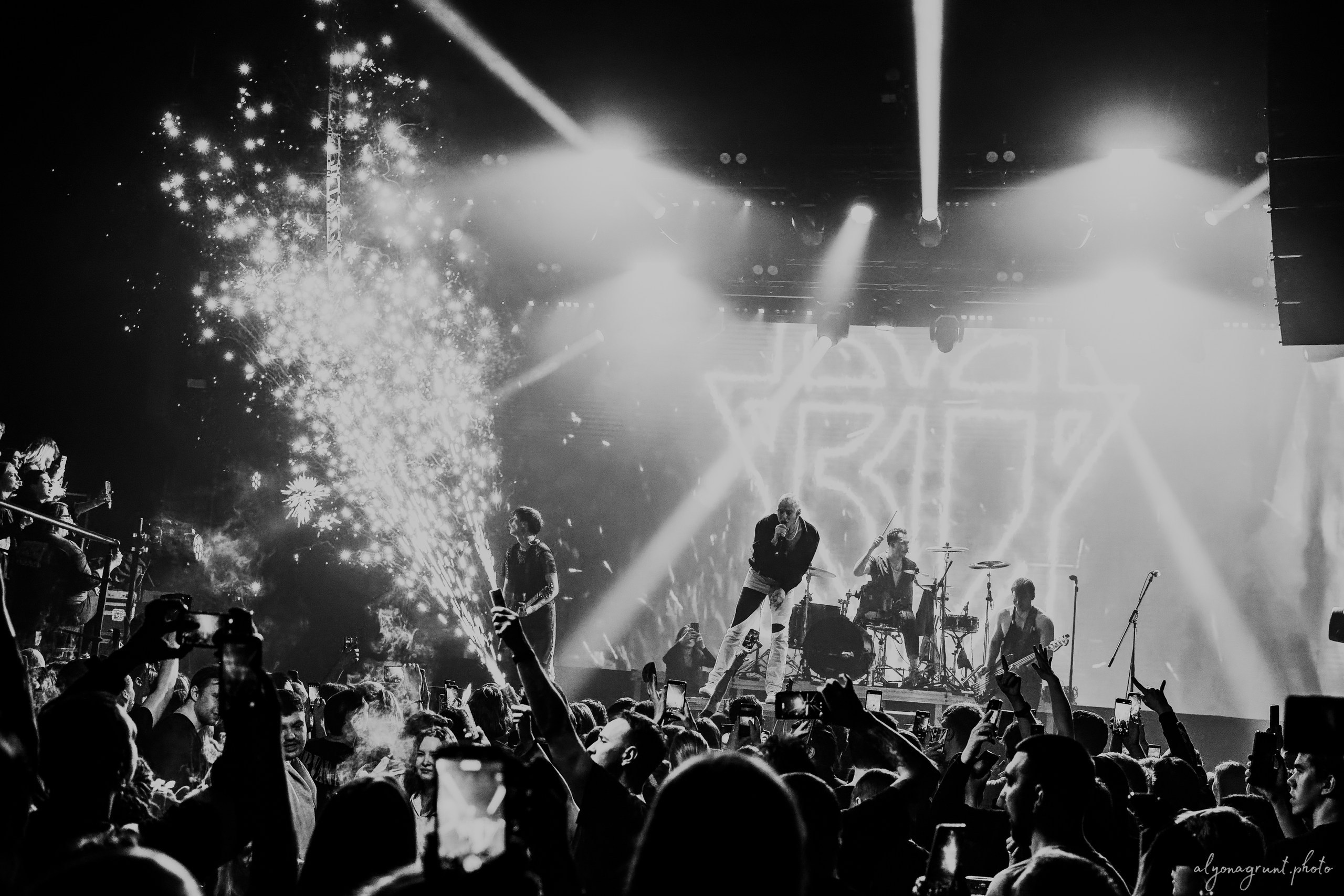 Ravanna, фоторепортаж, СПб, Aurora Concert Hall, 21.11.2025. Алена Адрианова: фотограф в Санкт-Петербурге