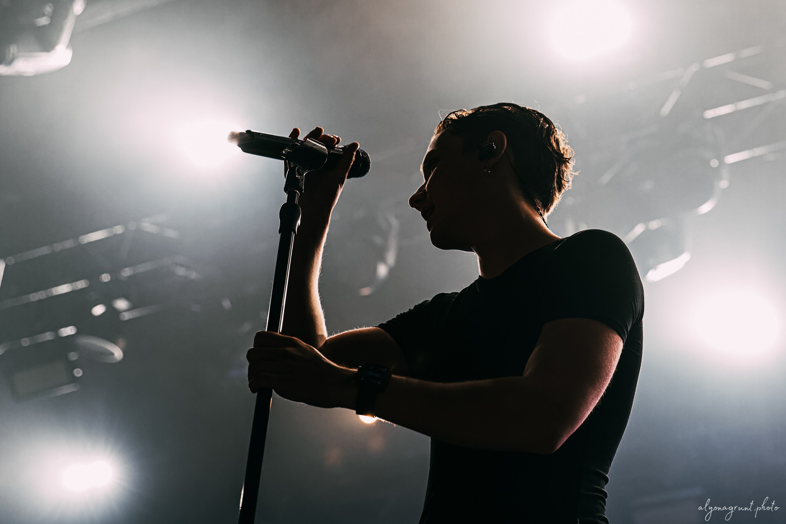 Ваня Дмитриенко, фоторепортаж СПб, A2, 23.10.2025. Алена Адрианова: фотограф в Санкт-Петербурге