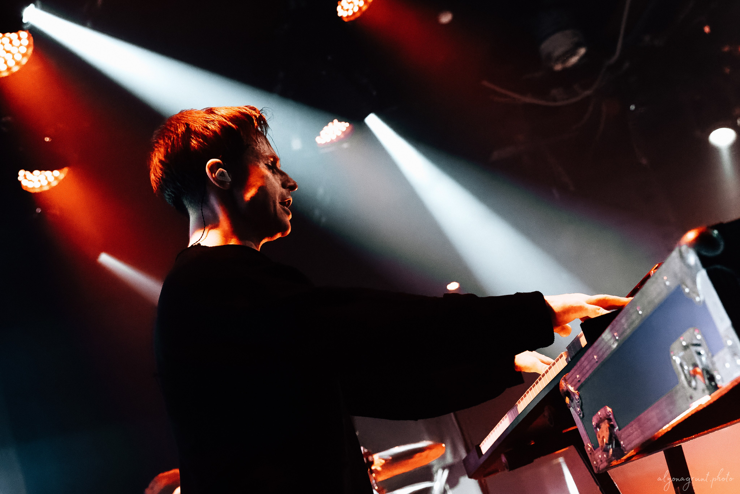 Таймсквер, фоторепортаж, СПБ, Космонавт, 14.11.2025. Алена Адрианова: фотограф в Санкт-Петербурге