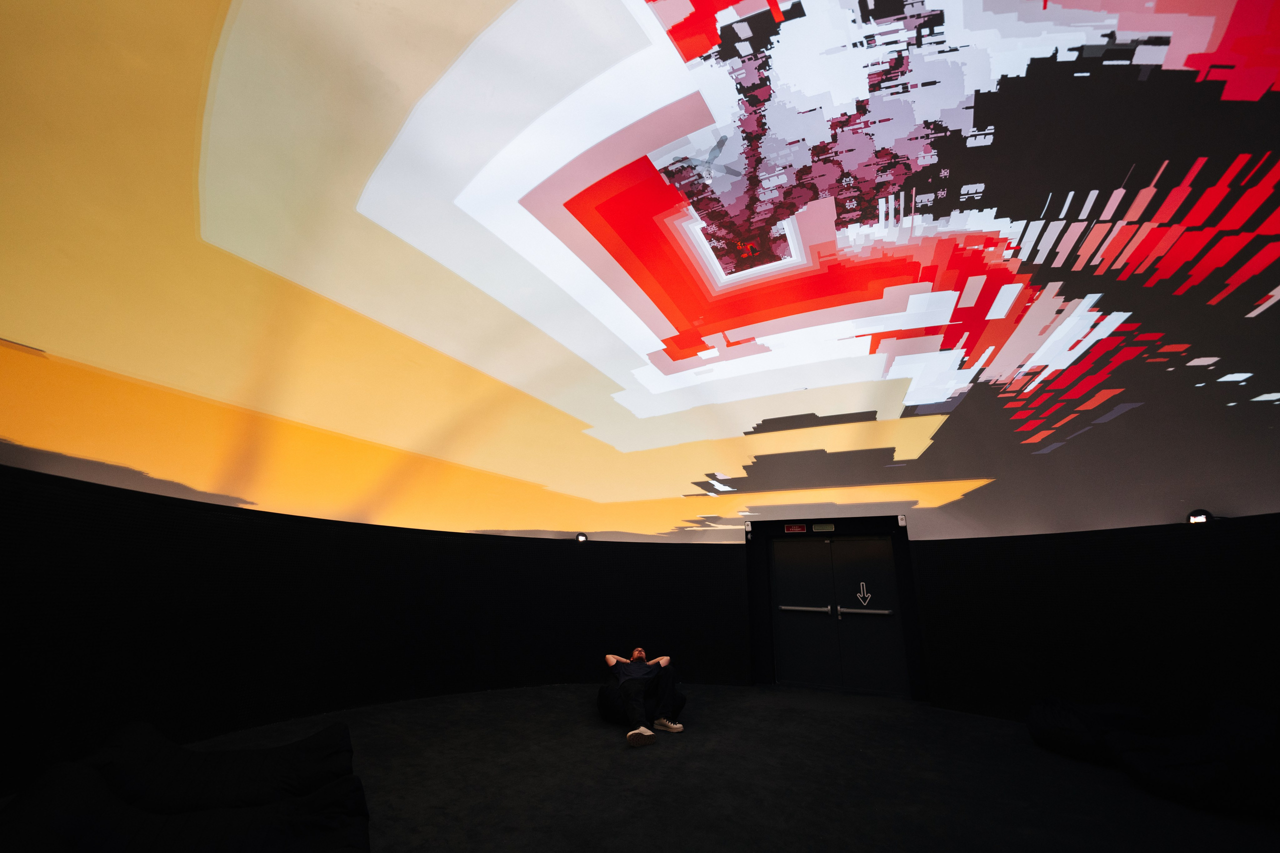 Generative Gallery & Luminar X, Making Magic. @tomrus: Рустам Шагиморданов — фотограф