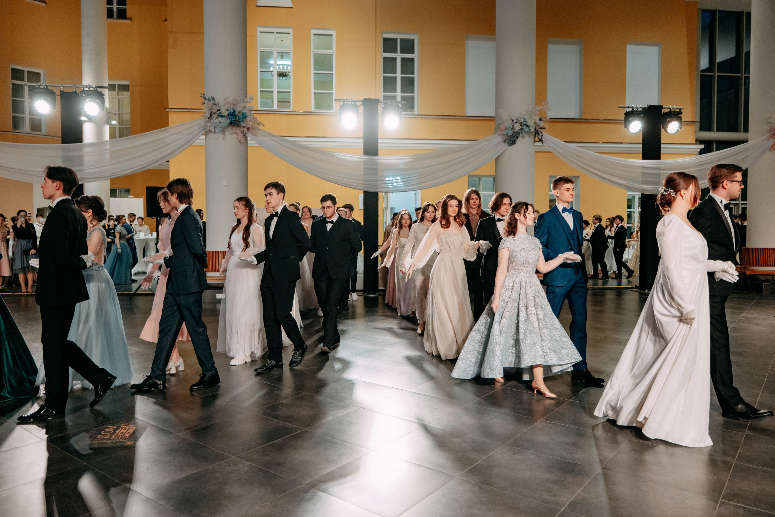 Бал студентов ВШЭ. Фото и видео съемка. Андрей Ионов