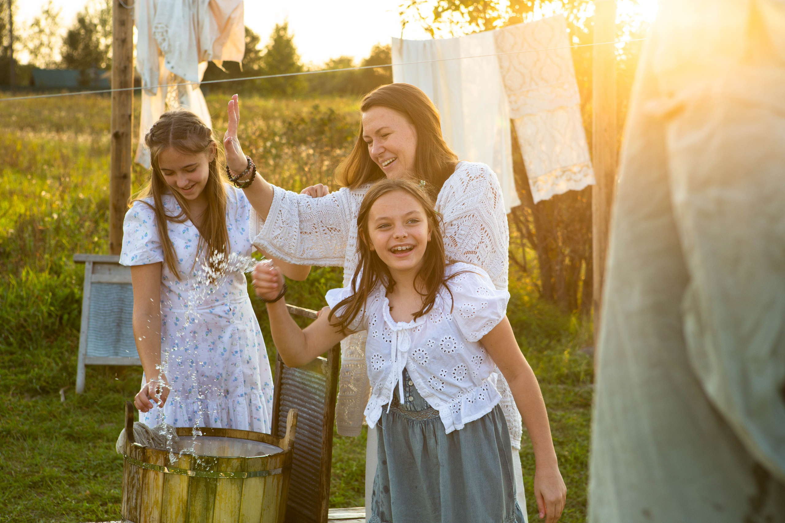 Семейная фотосессия на берегу реки Ижора (город КОЛПИНО). Семейный и детский фотограф в СПБ, Пушкин, Колпино, Славянка, Тосно