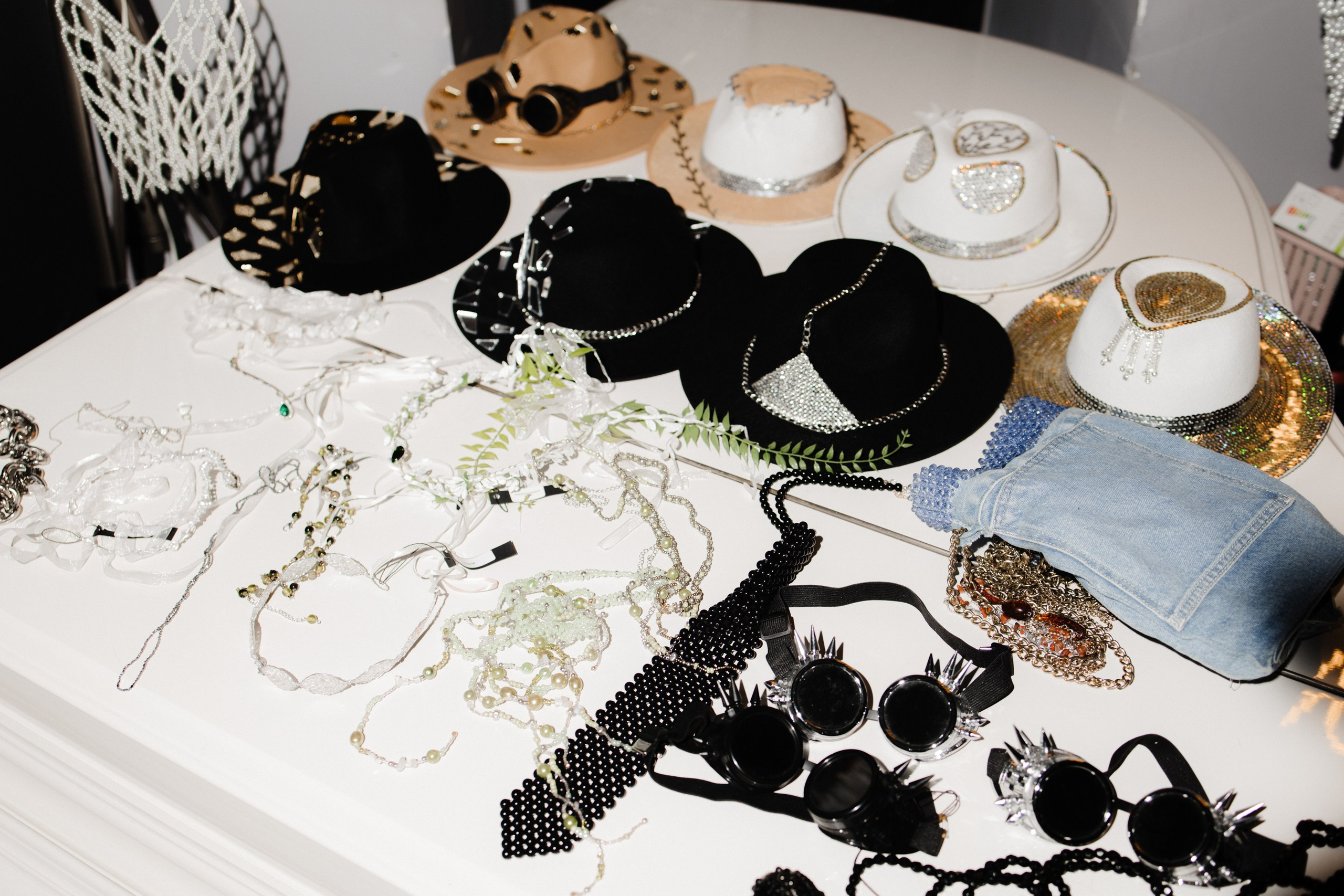 PHAGAMAST. VICTORIA SHU