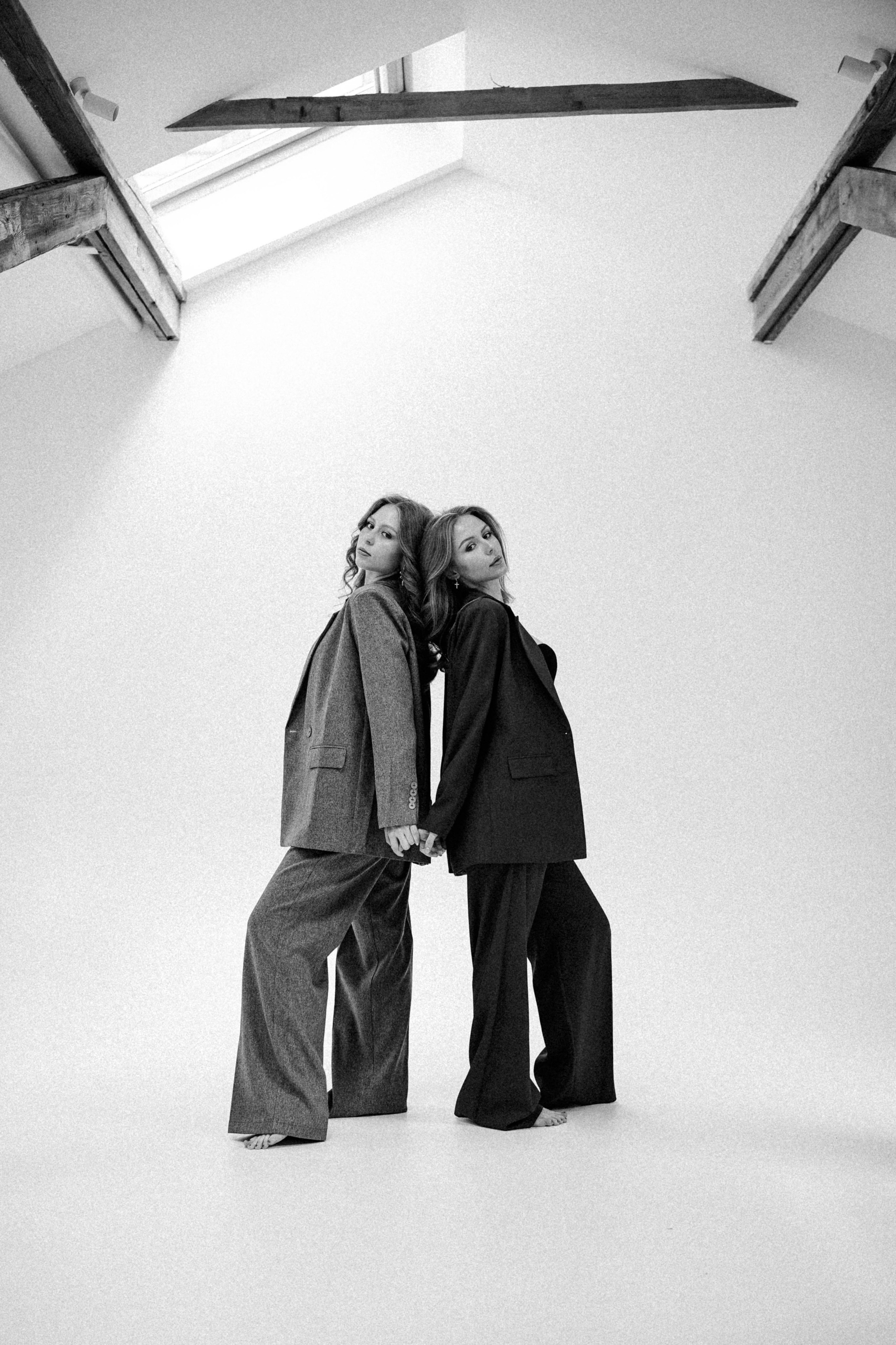 СЕСТРЫ. Главная