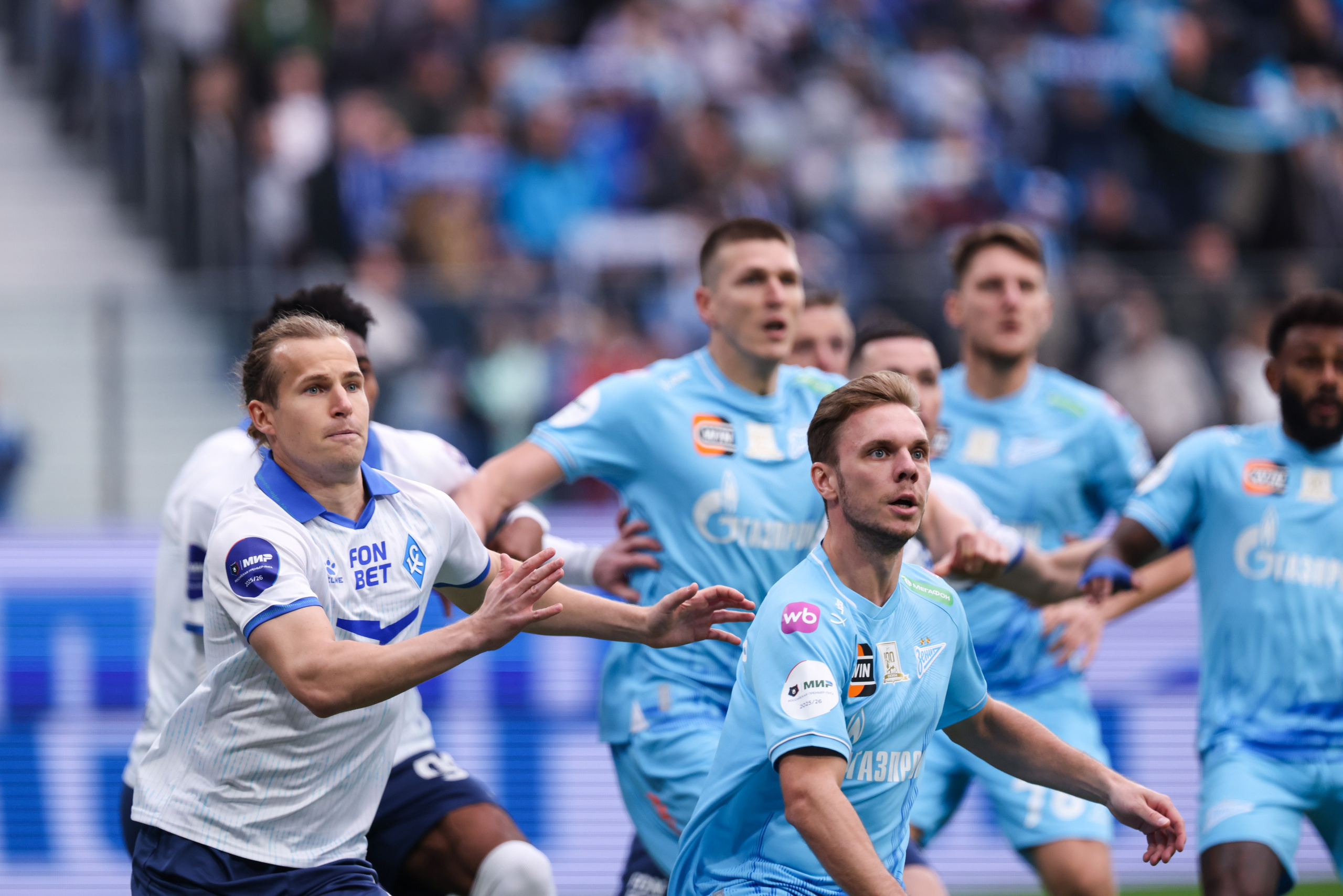 ФК «Зенит» — ФК «Крылья советов». Спортивный и репортажный фотограф Антон Тереханов