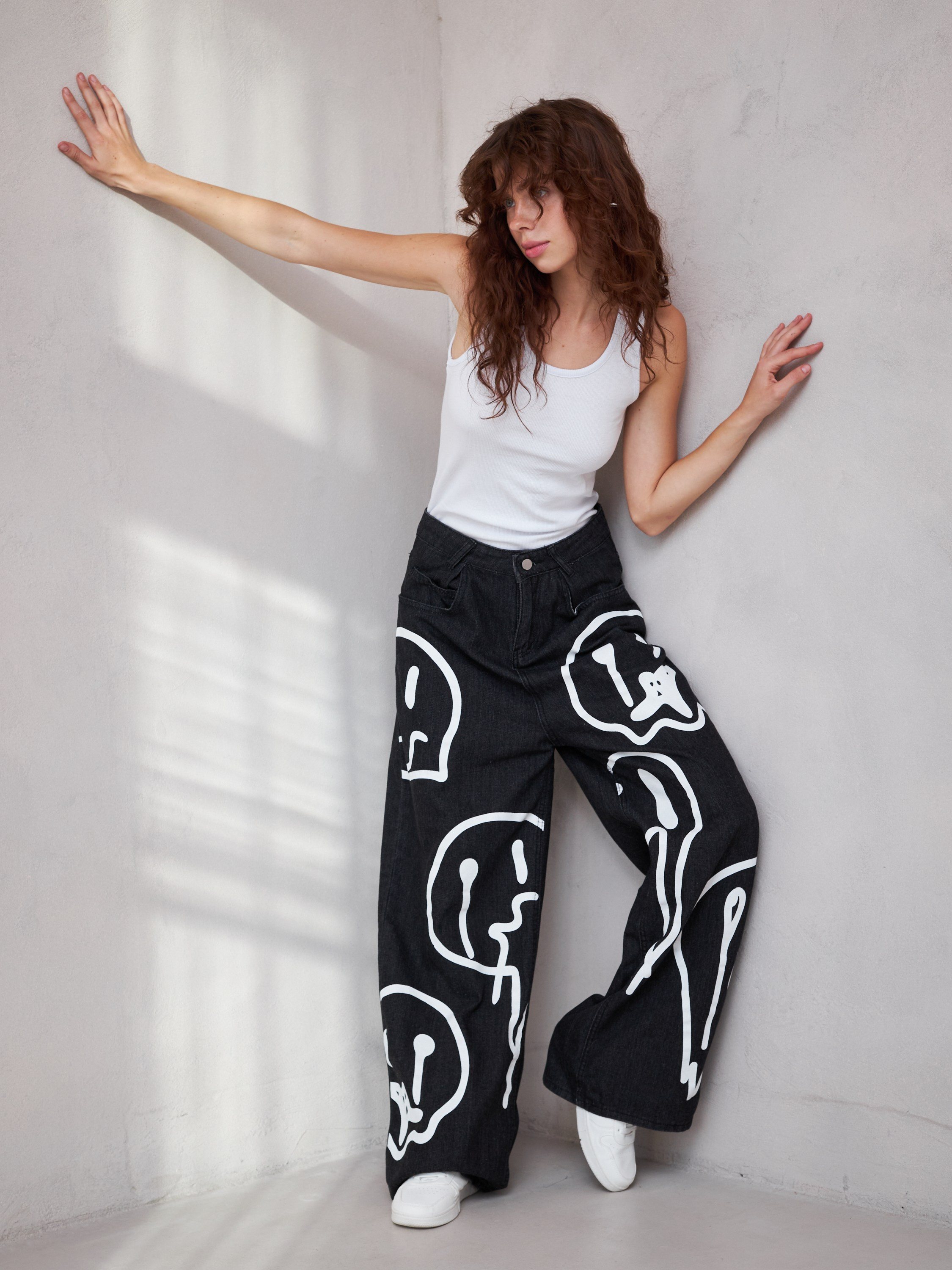 Фотосъемка джинсов Екатеринбург Wildberries ВБ Ozon Озон фотосессия одежды Екб заказать цена фотосъемка товара WB деним карточки товара. Фотограф Екатеринбург Анастасия Жерновская | Маркетплейсы и нейрофото