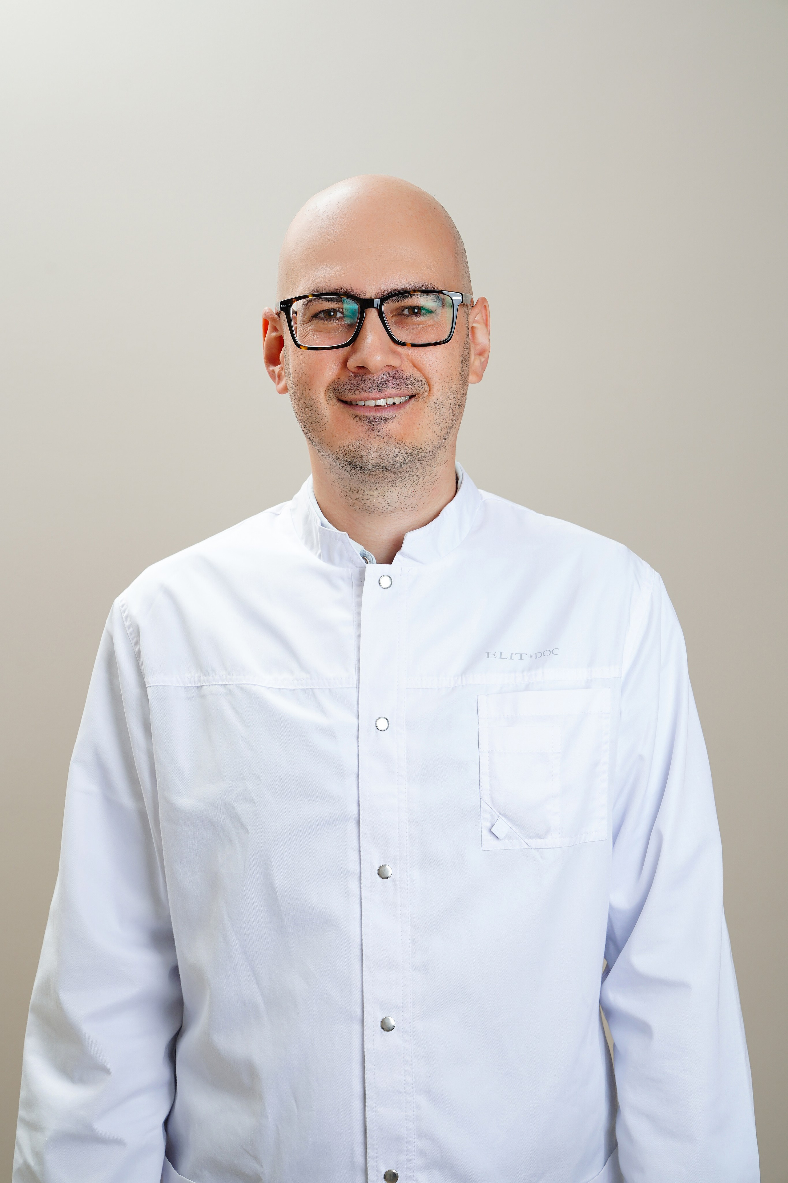 CL Doctor. Контентный и свадебный фотограф в Краснодаре и Сочи Елена Плотникова