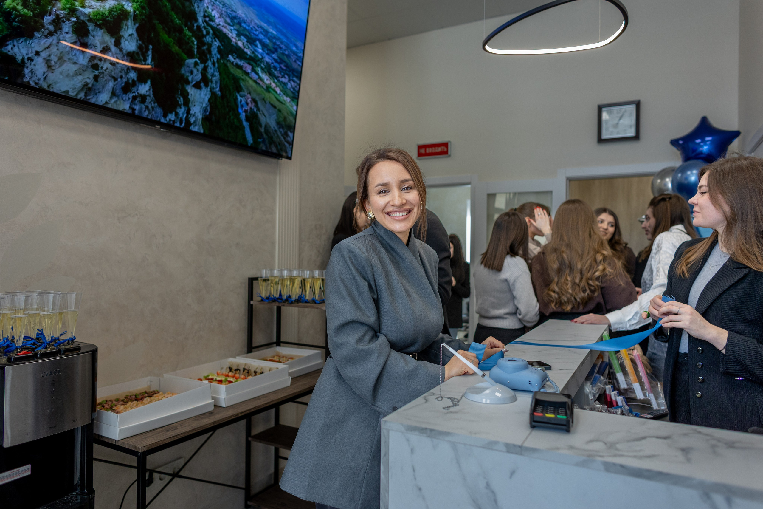 Репортаж с открытия стоматологии «Академия Улыбок». Фотограф Михеев Игорь в Ставрополе