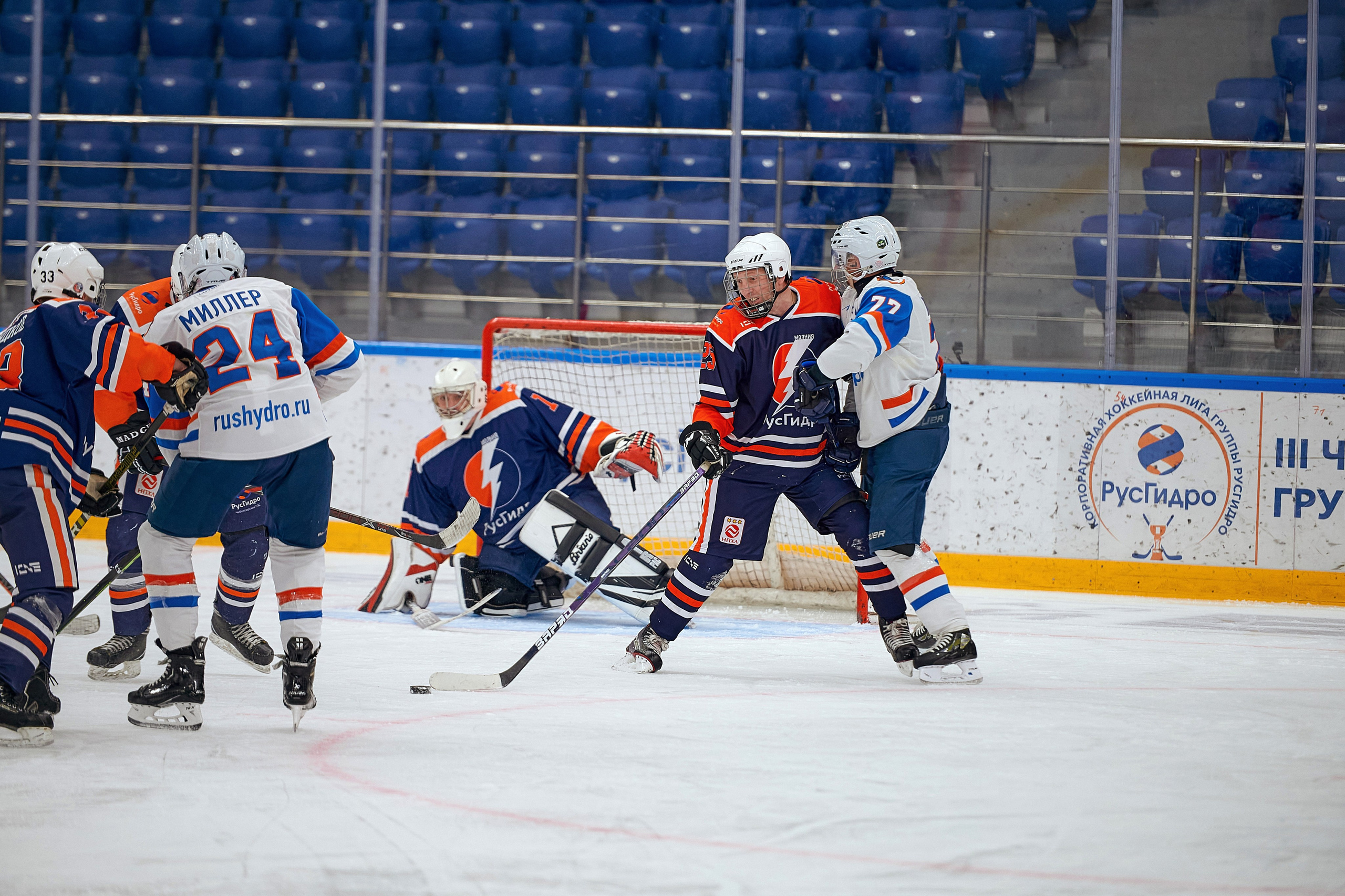 Портфолио репортажной фотосъёмки: Кристалл арена — Хоккей — РусГидро. Фотограф Яковлев Роман — Красноярск