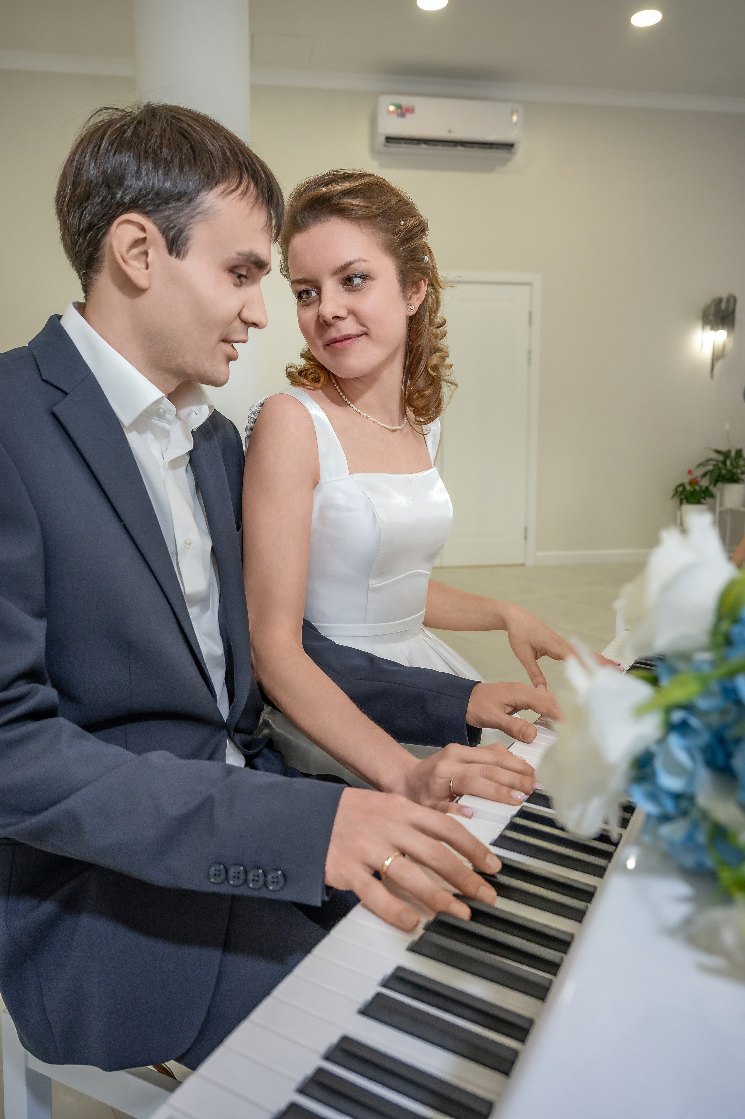 Алексей и Ксения. Фотограф Алиса Канцибер. Москва. Портрет, семейное фото, свадьбы