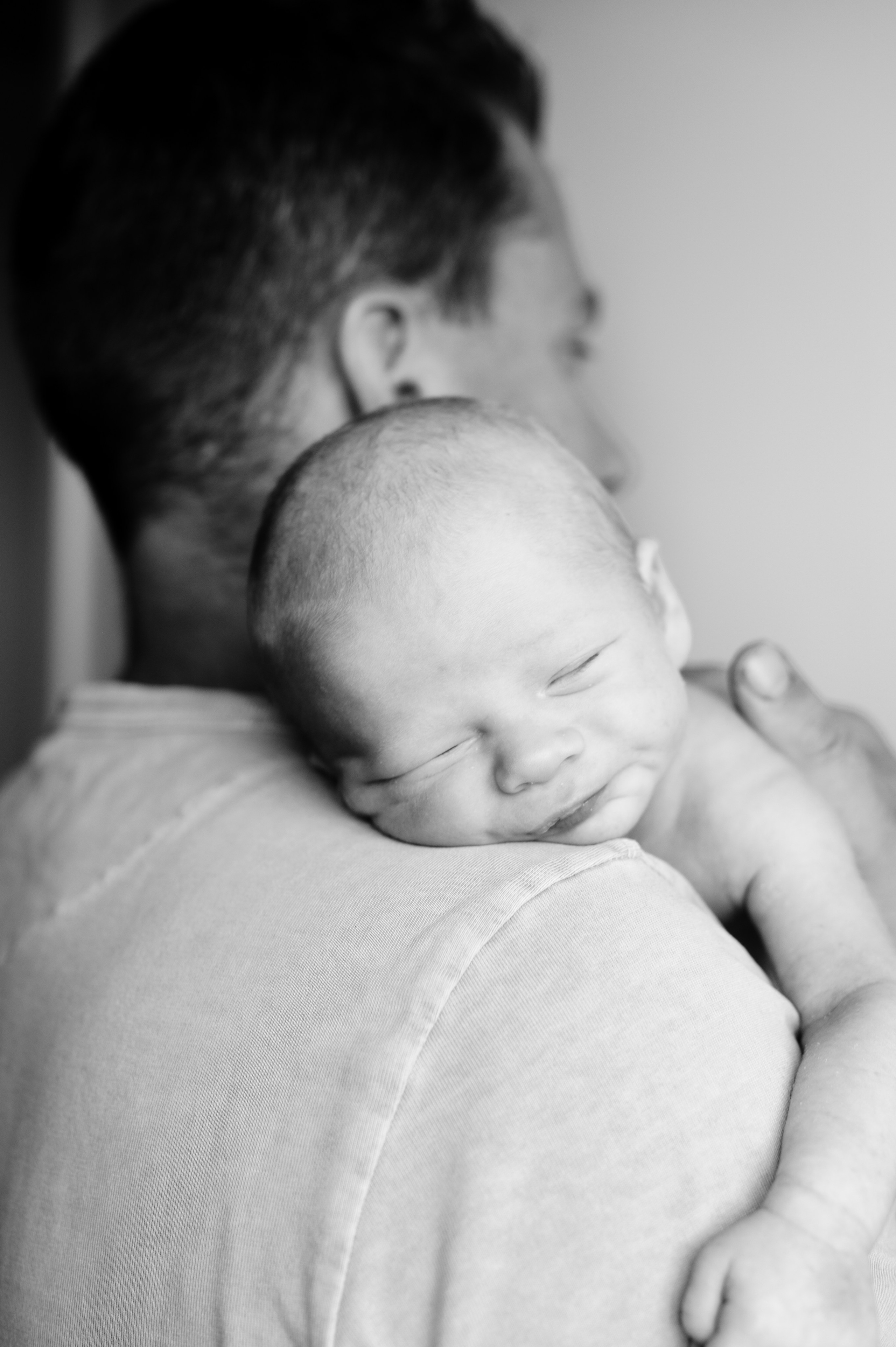 Lifestyle nyföddfotografering i Halmstad. Bröllops- och familjefotograf i Halmstad | Valentina