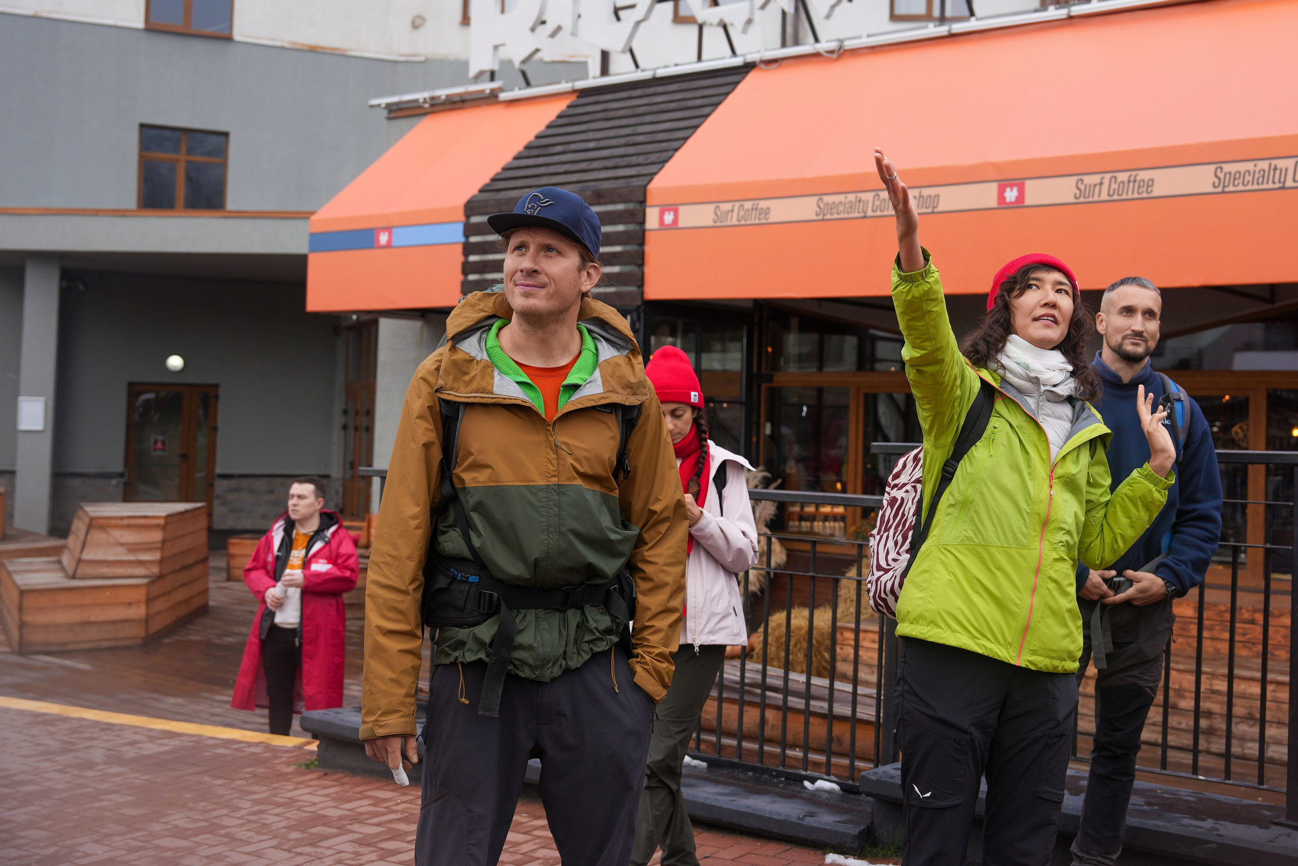 MICE мероприятие — хайкинг на курорте Роза Хутор. Репортажный фотограф в Красной Поляне и Сочи Павлюченко Екатерина