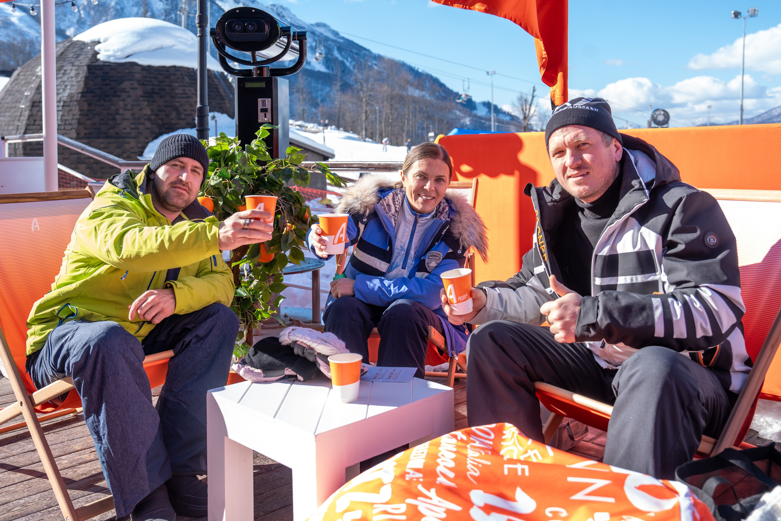 Фотоотчет партнерской интеграции Aperol Spritz на Роза Фест 2025. Репортажный фотограф в Красной Поляне и Сочи Павлюченко Екатерина