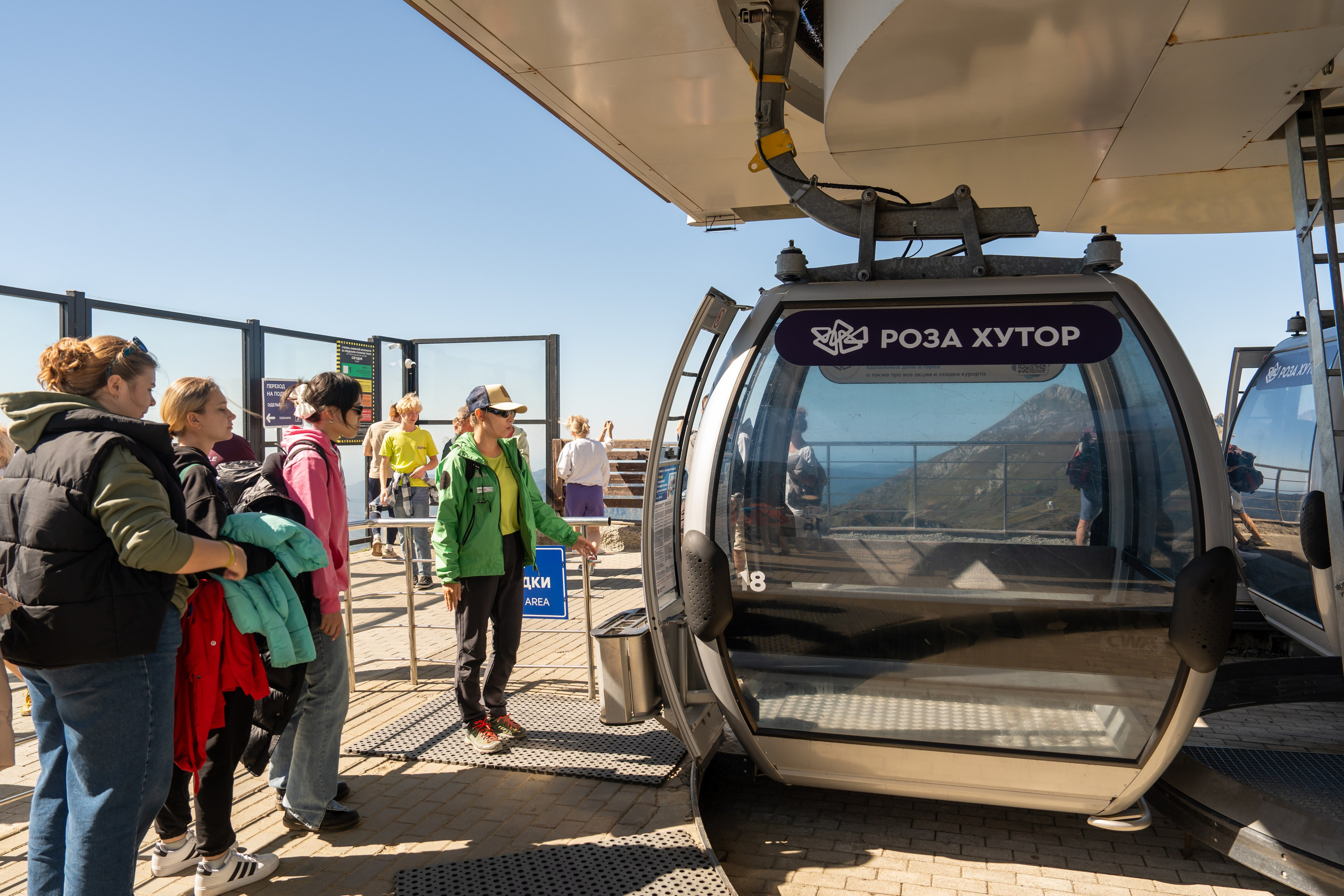 ChinaRosaFest 2024. Репортажный фотограф в Красной Поляне и Сочи Павлюченко Екатерина