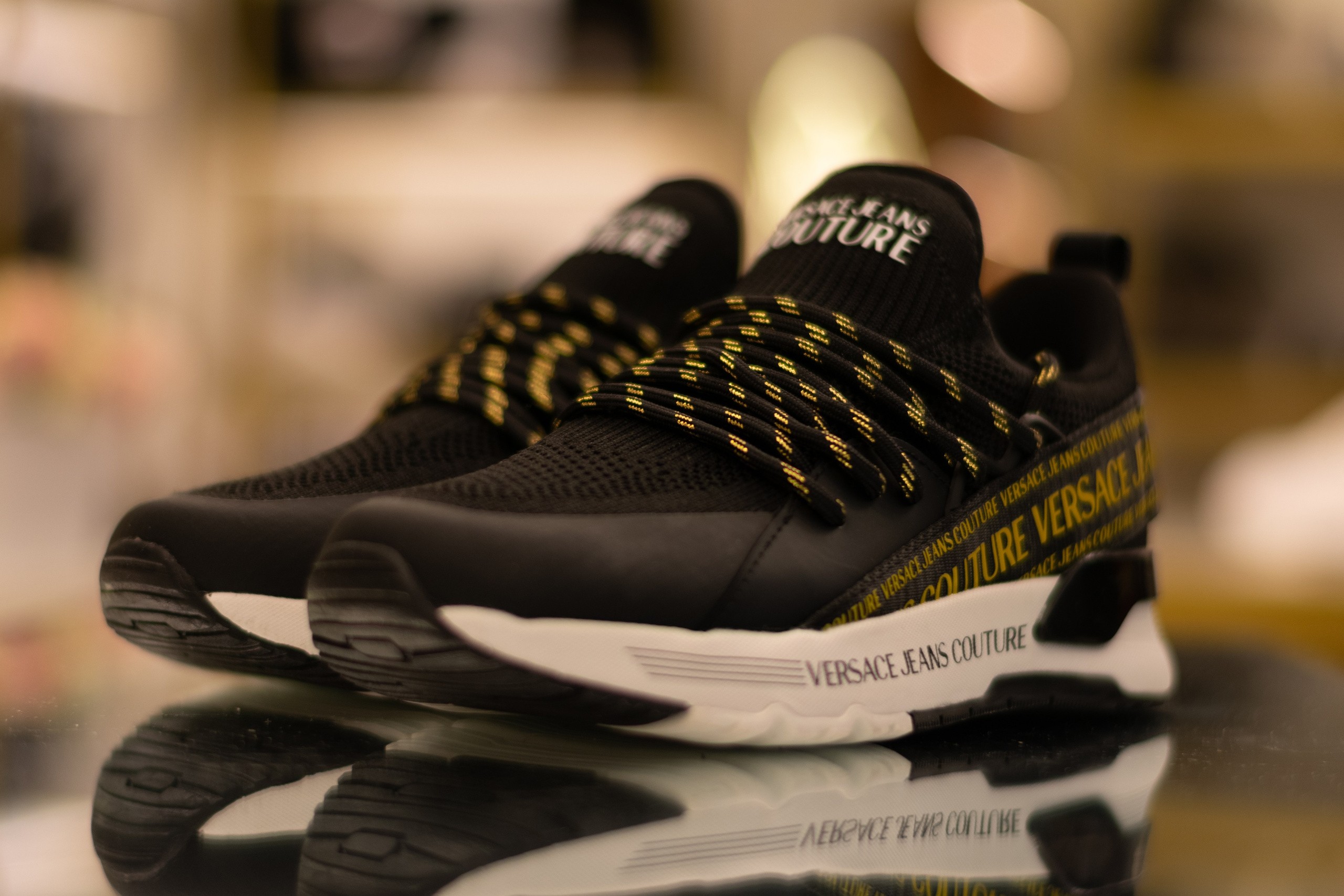 Для организаций. Предметная фотосессия для обувного магазина Capsula. Фотограф/видеограф Богдан Голованов